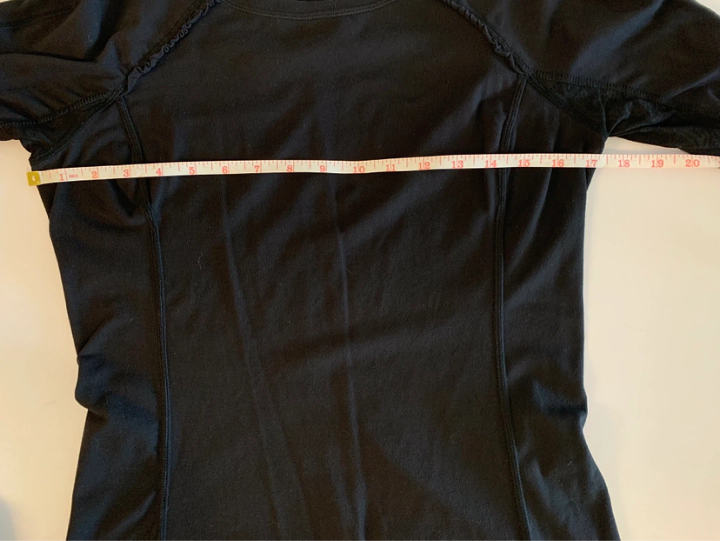 ⚽️ Lululemon Black Long Sleeve Top with Lace Detail - photo 5