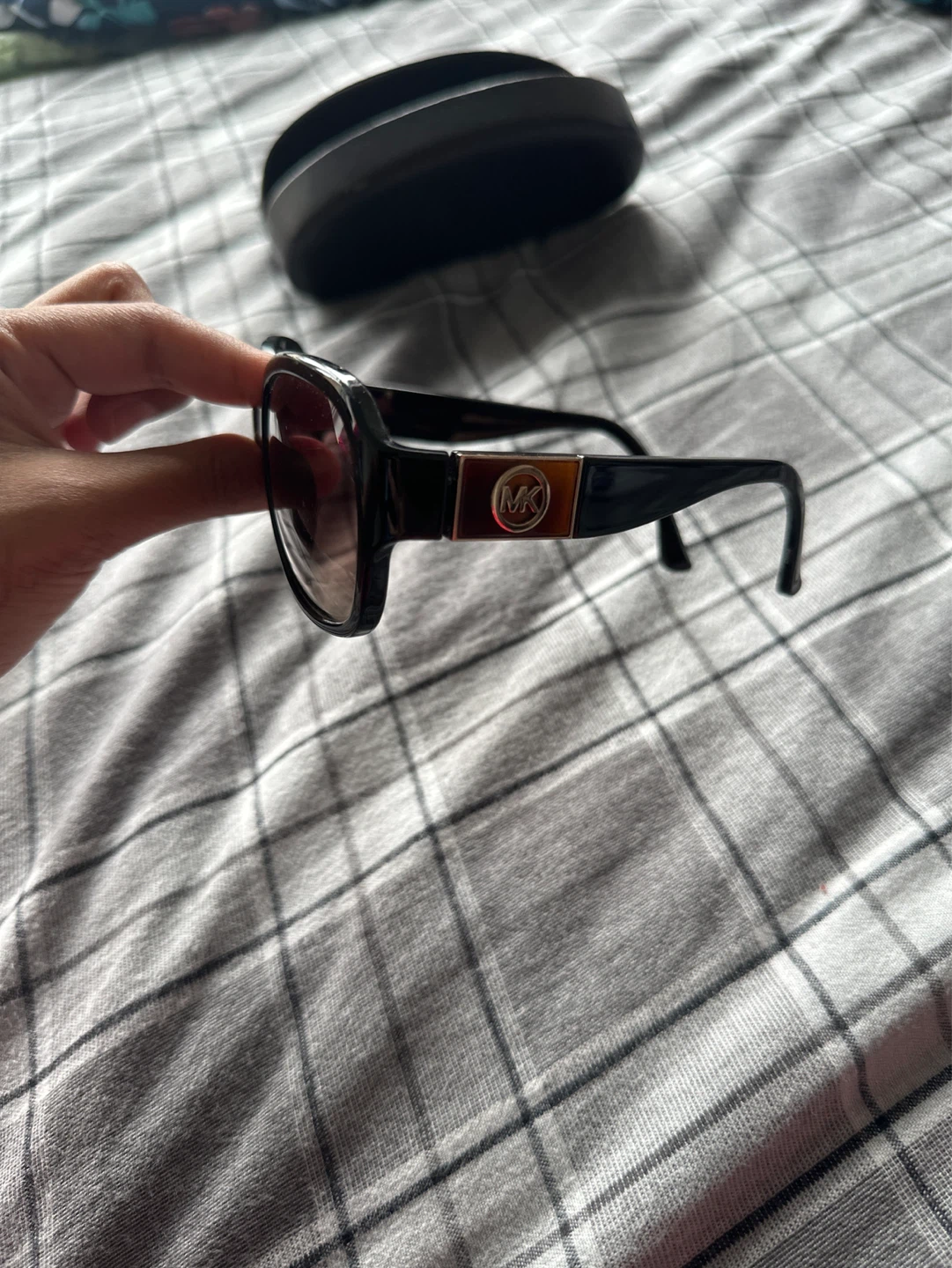 Michael Kors Lydia Sunglasses - photo 3