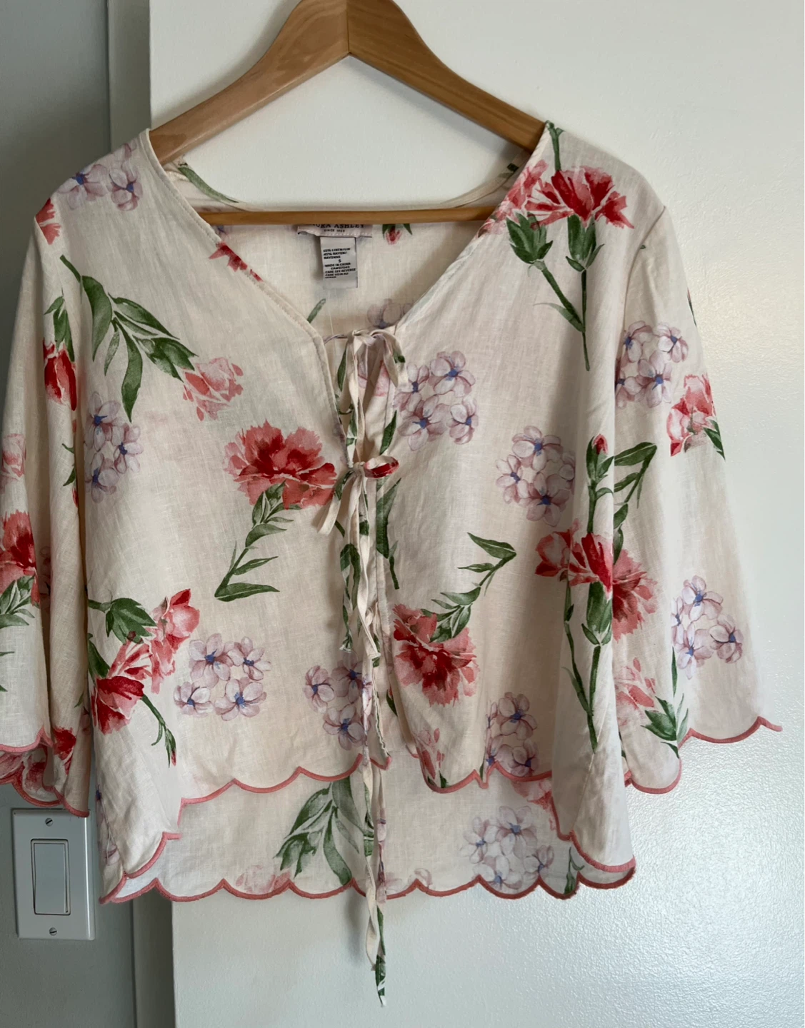 Laura Ashley Floral Tie-Neck Blouse ⚽ - photo 2