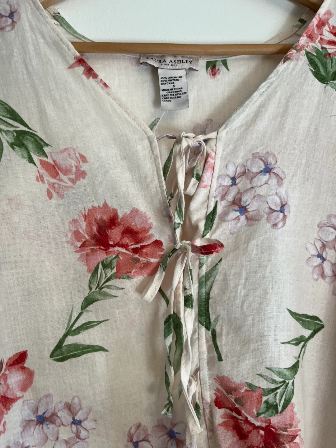 Laura Ashley Floral Tie-Neck Blouse ⚽ - photo 3