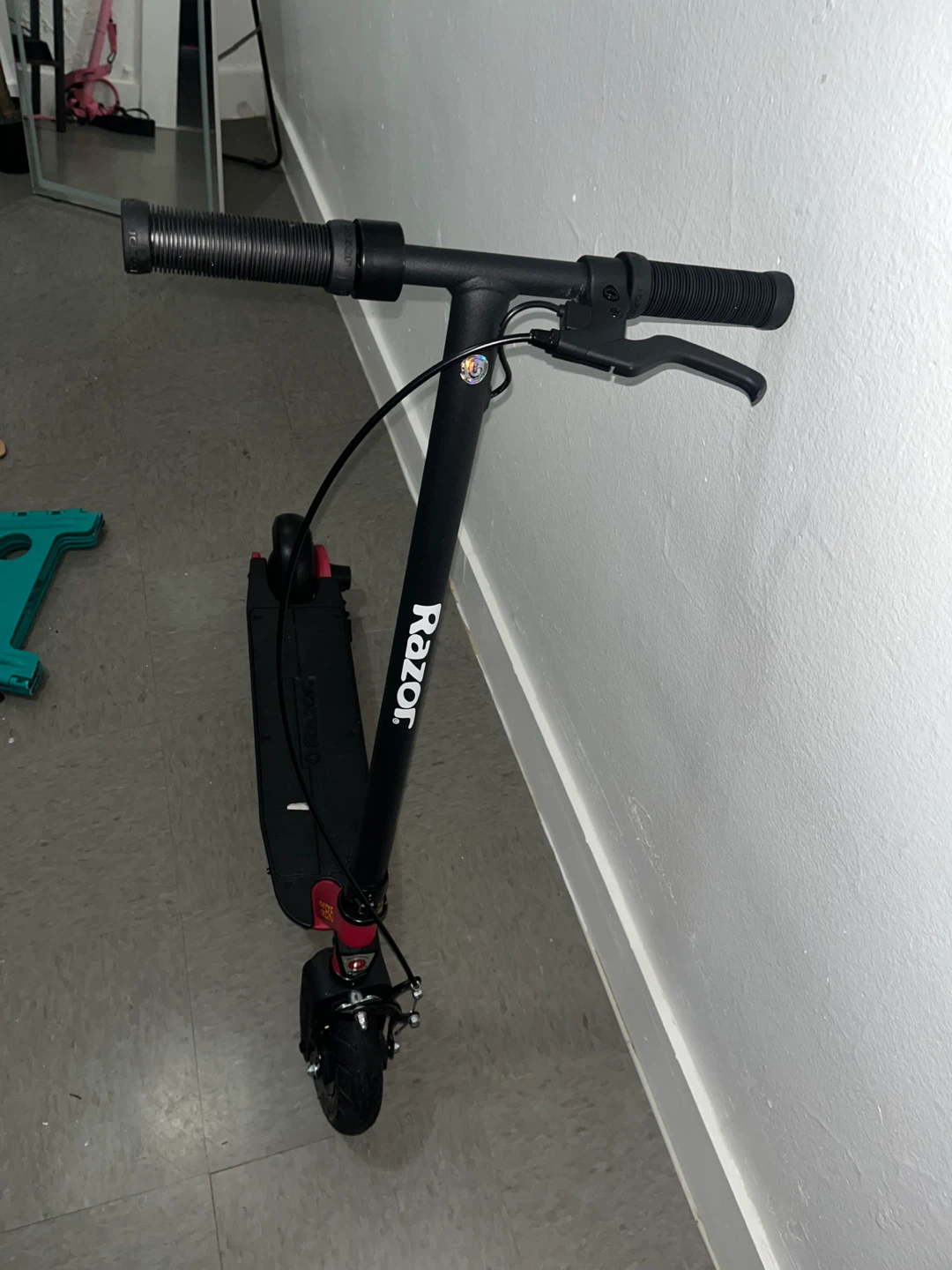 Razor E195 Electric kids Scooter ( OFFER) - photo 3