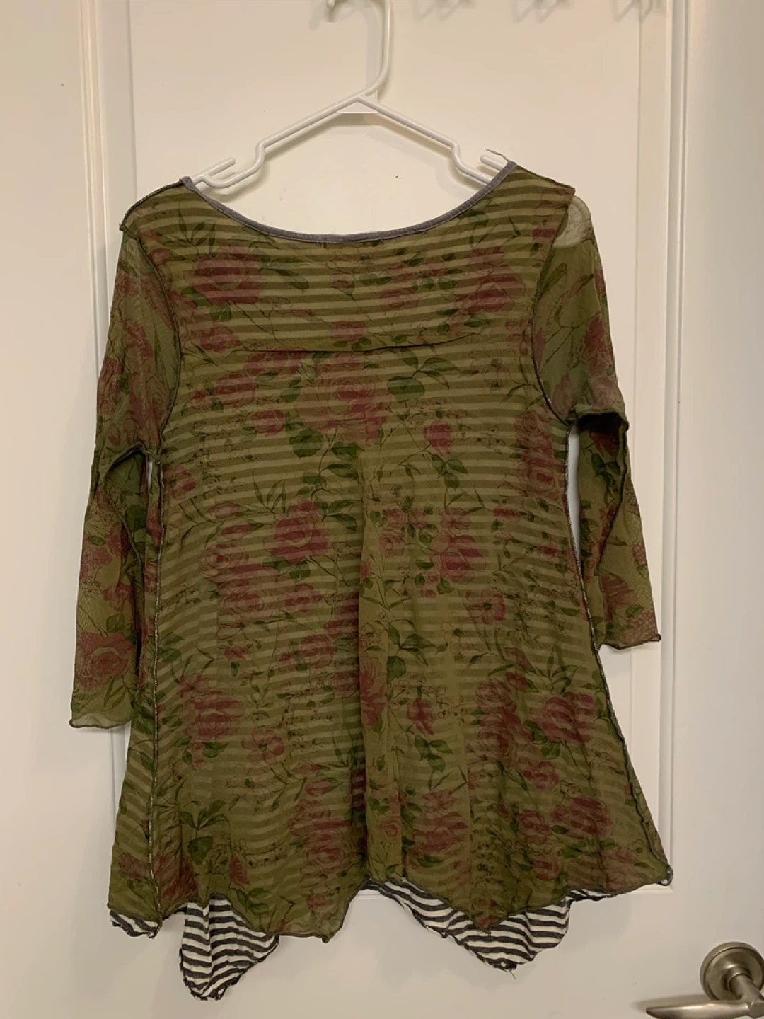 ⚽️ Madison & Lola Women's Floral & Stripe Tunic Top - photo 2
