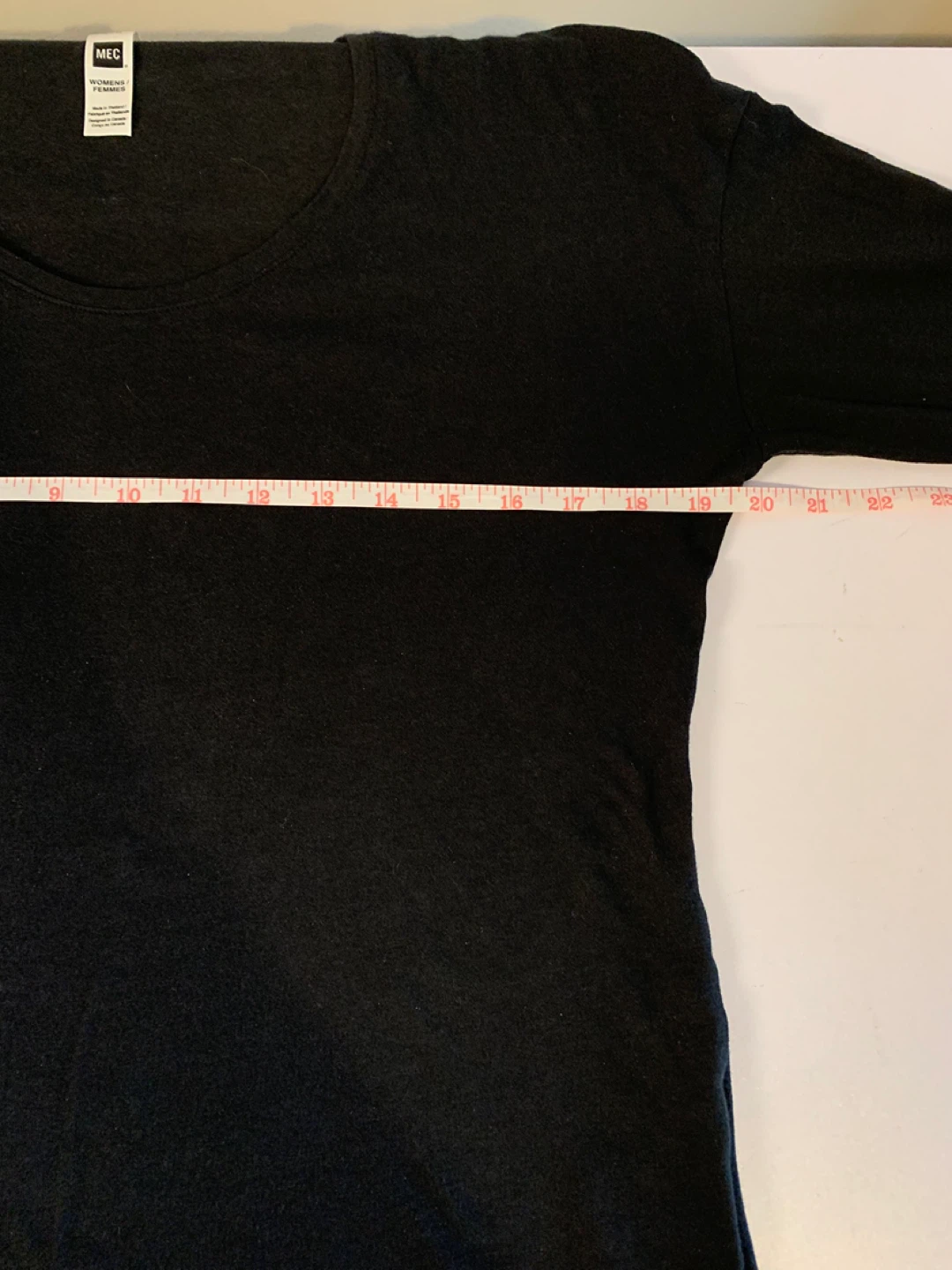 ⚽️ MEC Black Long Sleeve Top Size Medium - photo 3