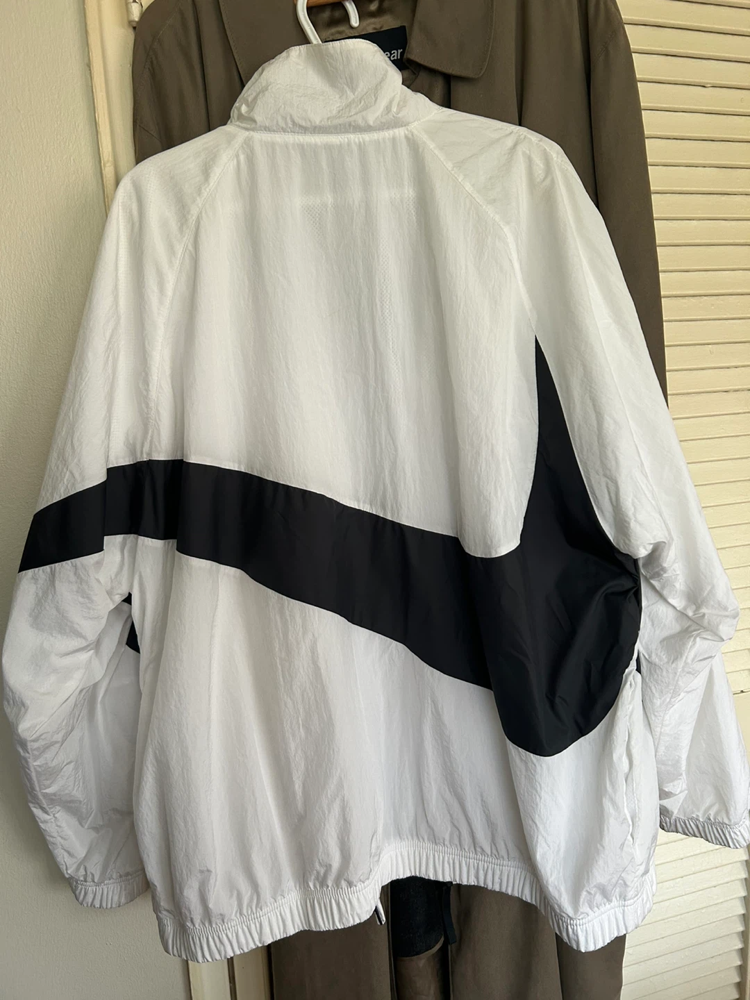 Nike White/Black Swoosh Windbreaker Jacket XL - photo 5
