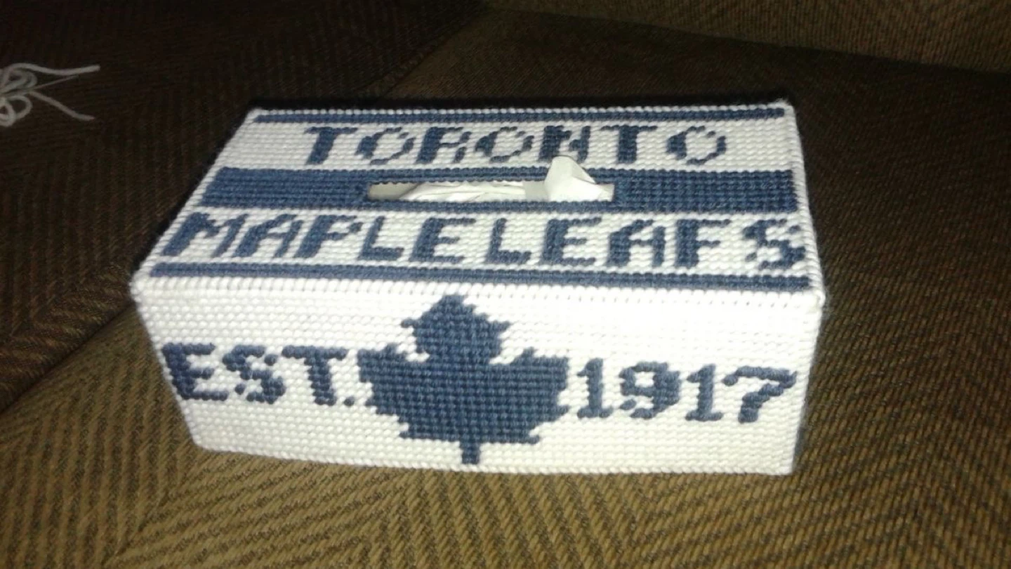 ⚽️ Toronto Maple Leafs Tissue Box Cover
