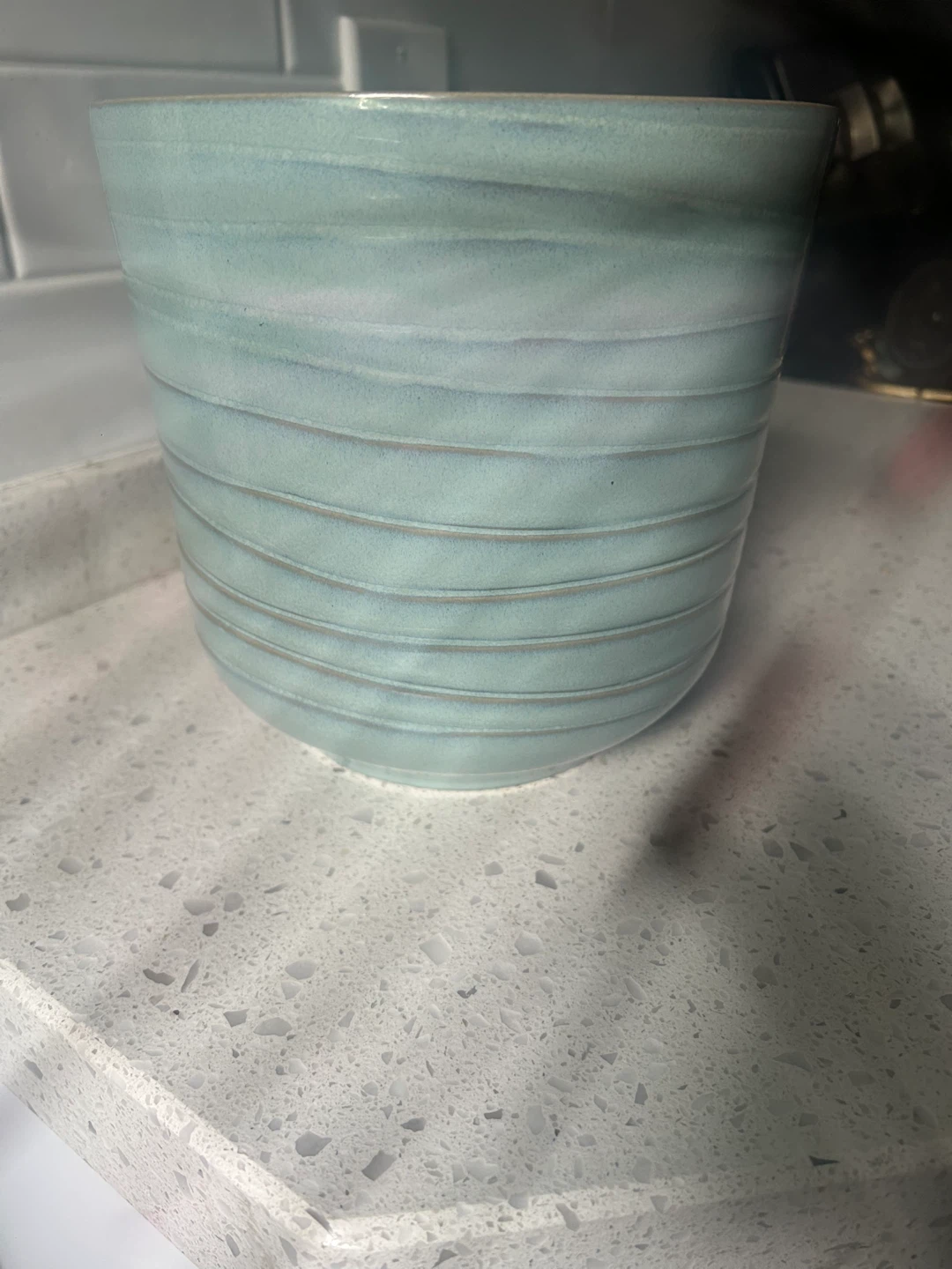 Beautiful Ceramic Pot  - incredible quality! - photo 2