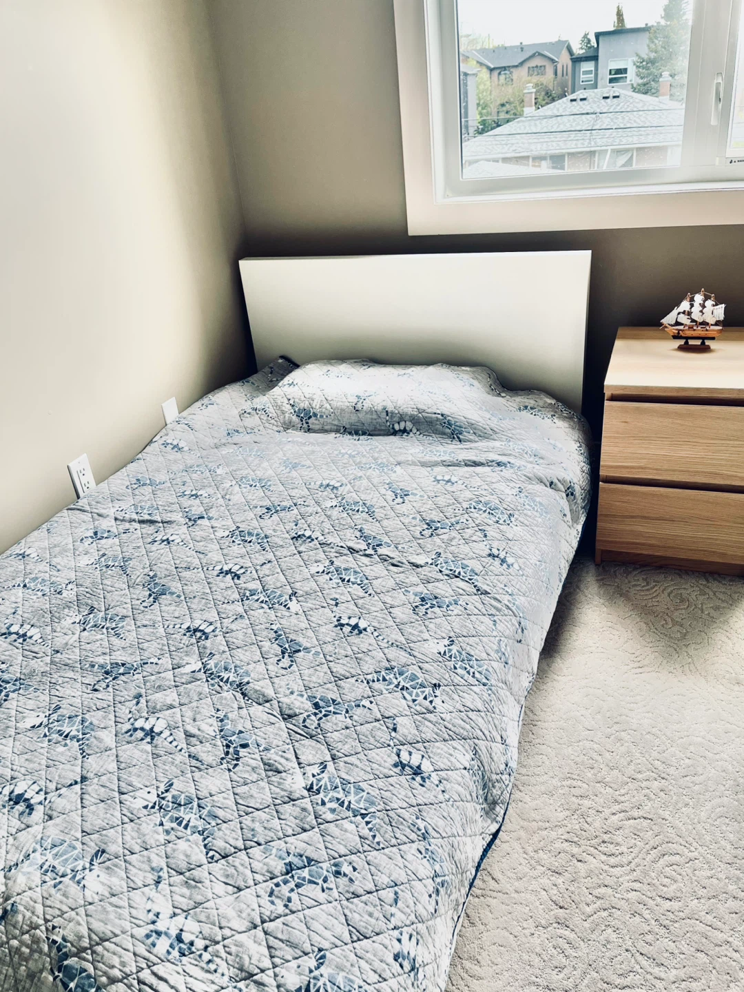 Ikea malm white Twin Bed with Blue Dino Comforter