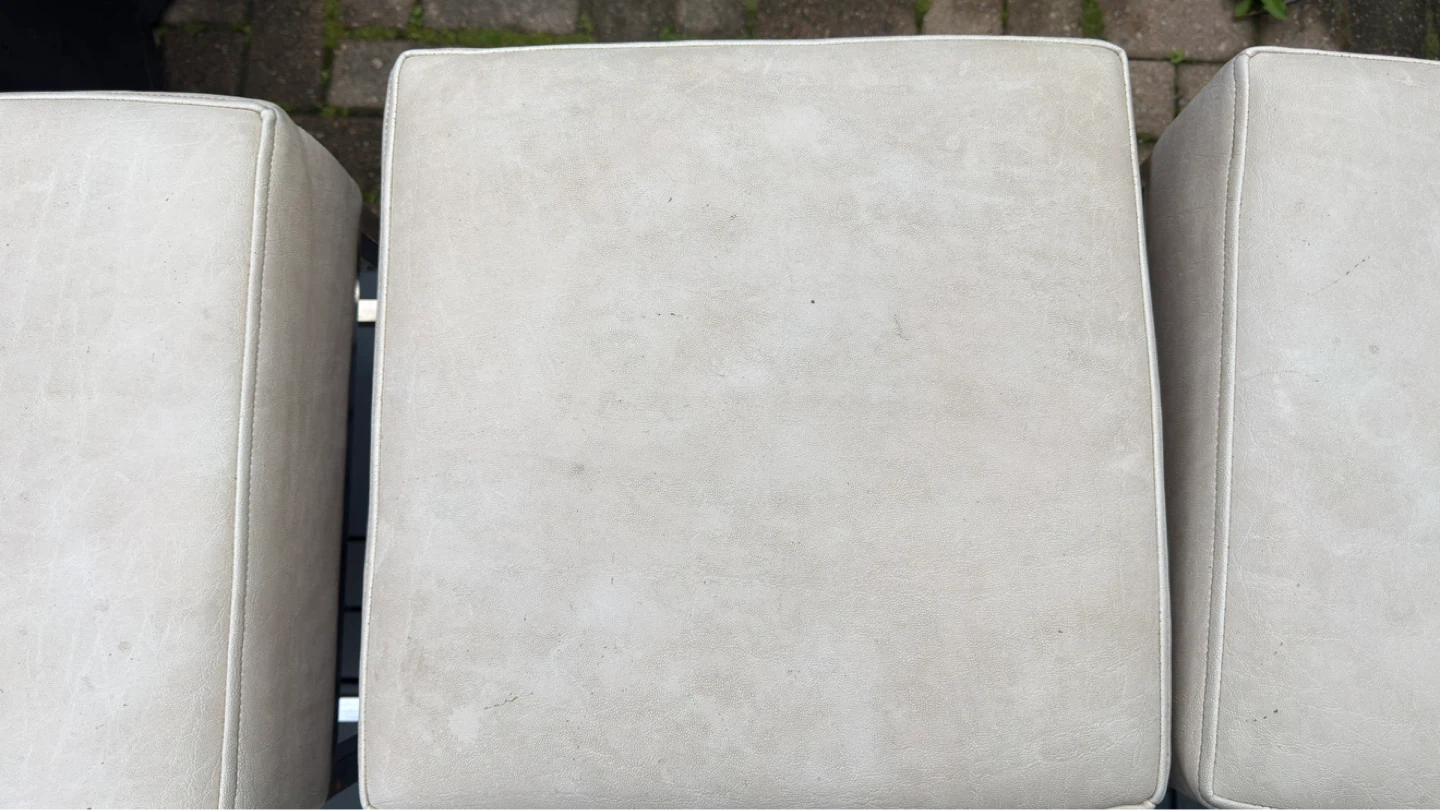 Set of 3 Modern Bar Stools ⚽️ - photo 3