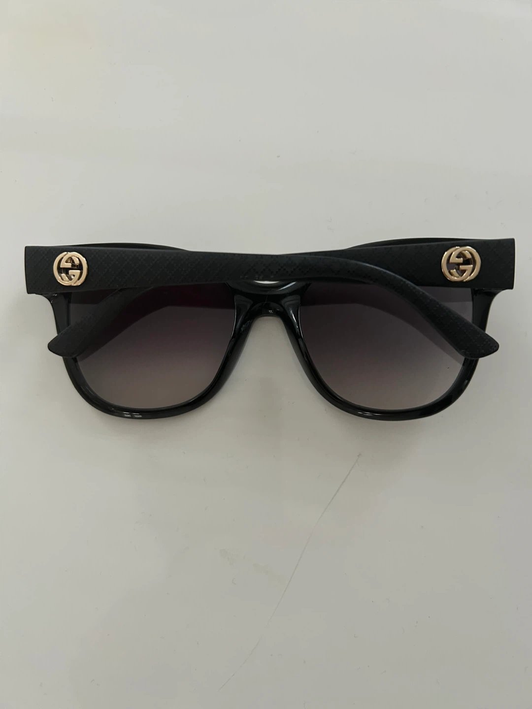 Gucci Sunglasses with Case - photo 5