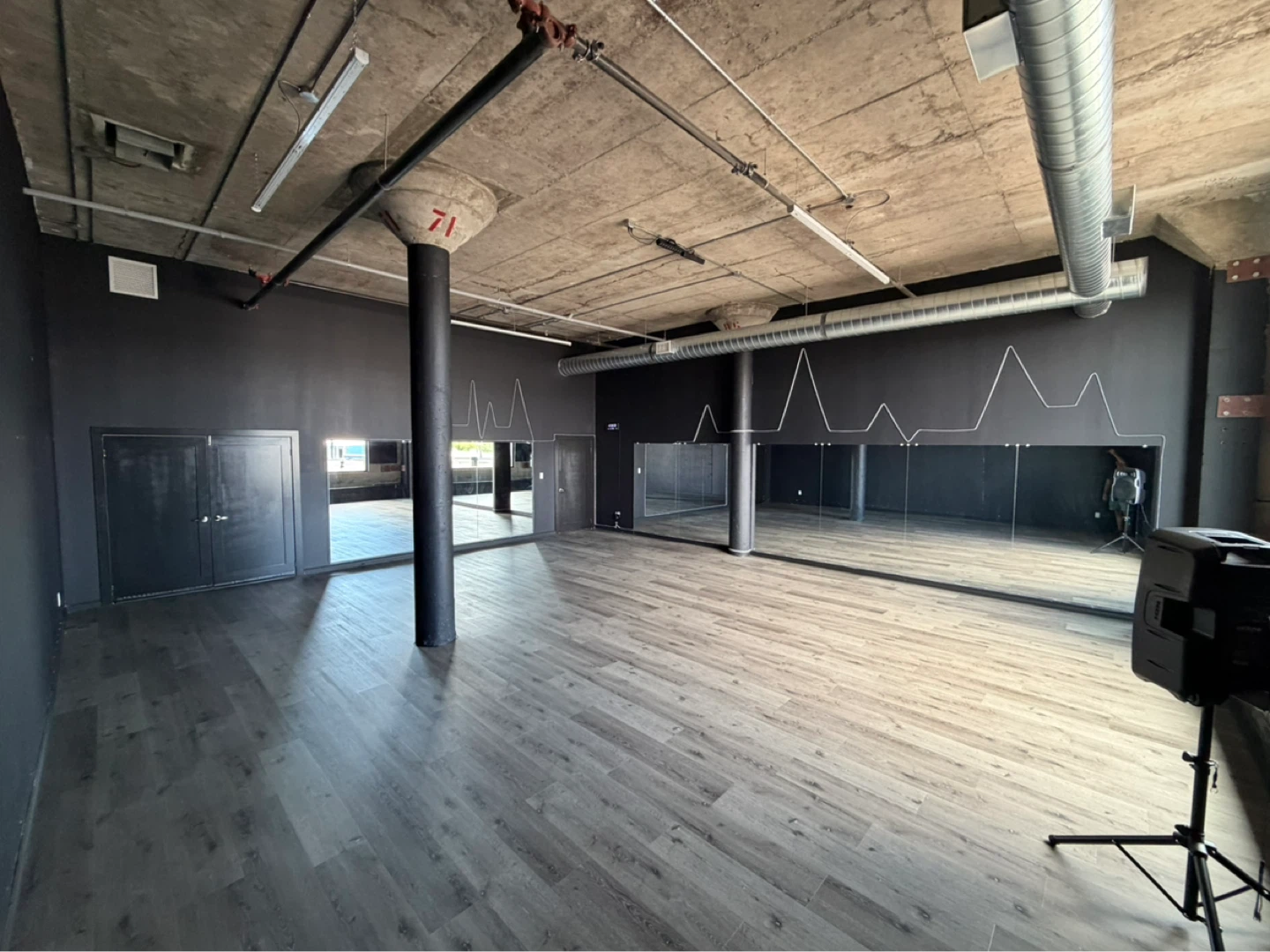 Studio Space Rental - photo 2