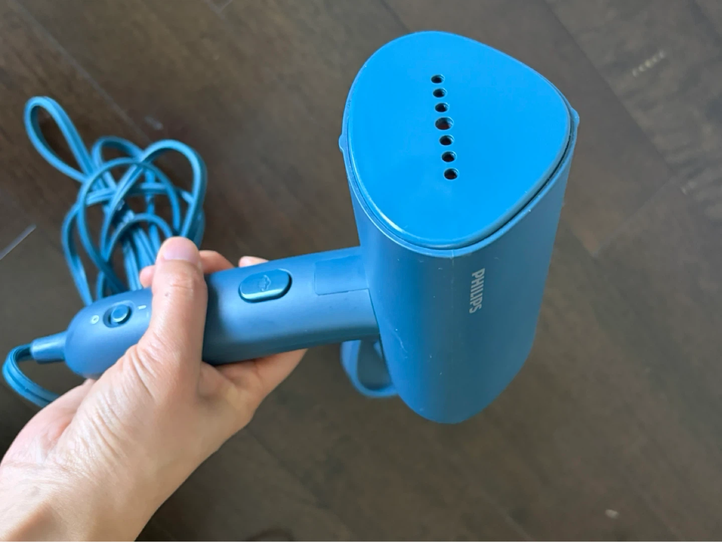 Philips Handheld Steamer - Barely used, like new ⭐️ ⚽️