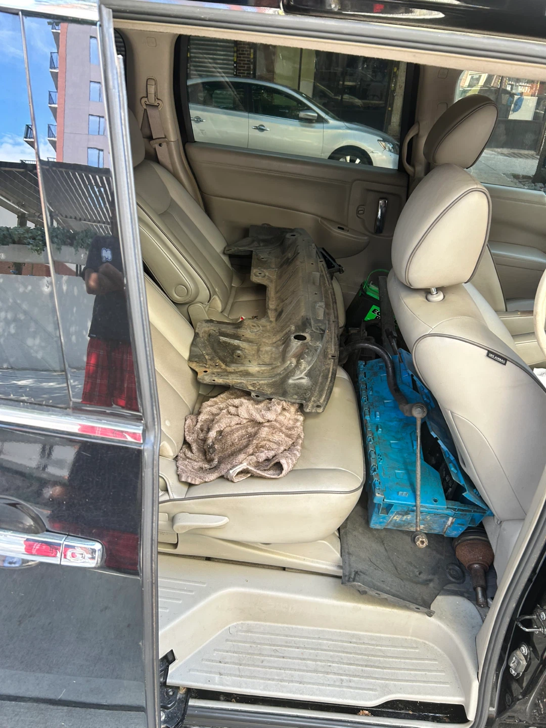 2008 Nissan Quest SV Minivan - photo 4