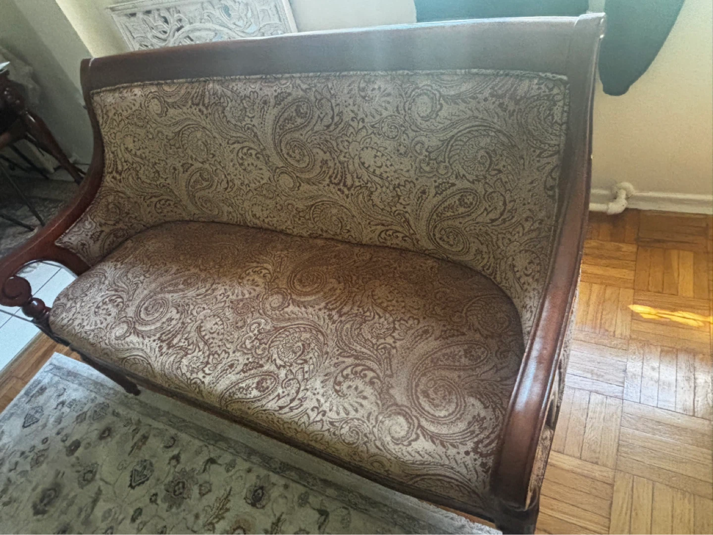 Vintage Settee - photo 2
