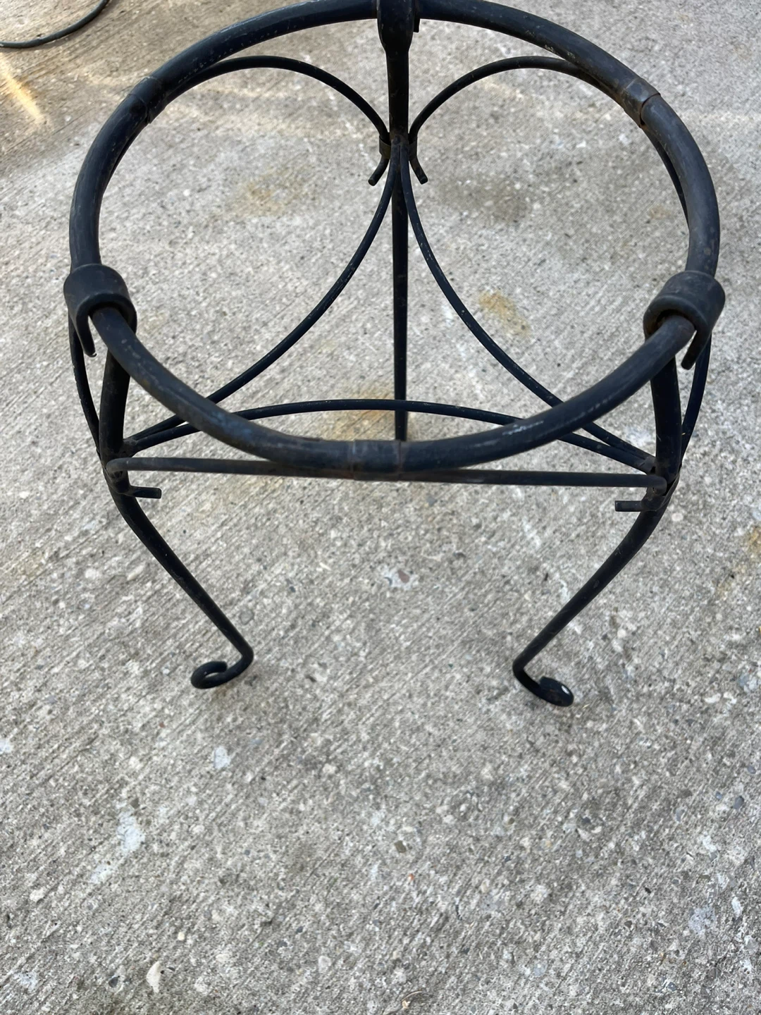 Black Metal Plant Stand - photo 3