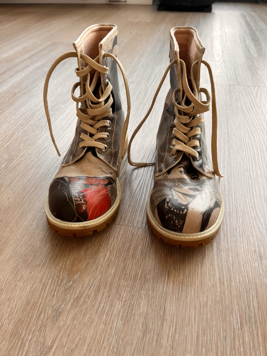 Audrey Hepurn print boots