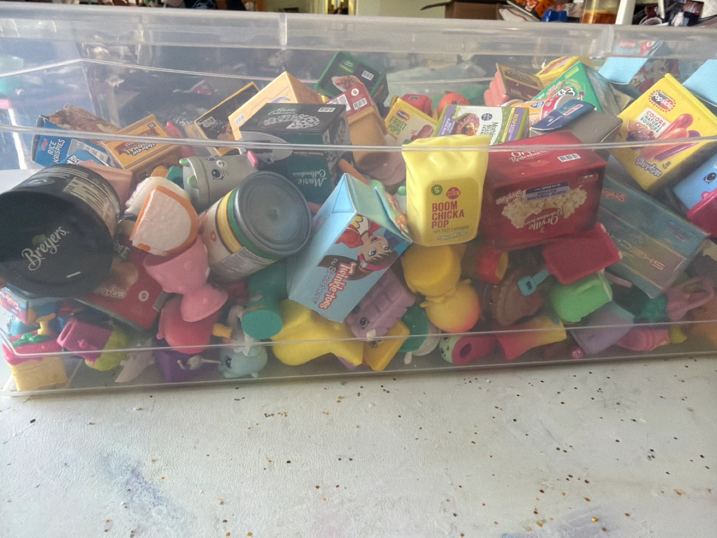 Assorted shopkins Figurines and Accessories - photo 2