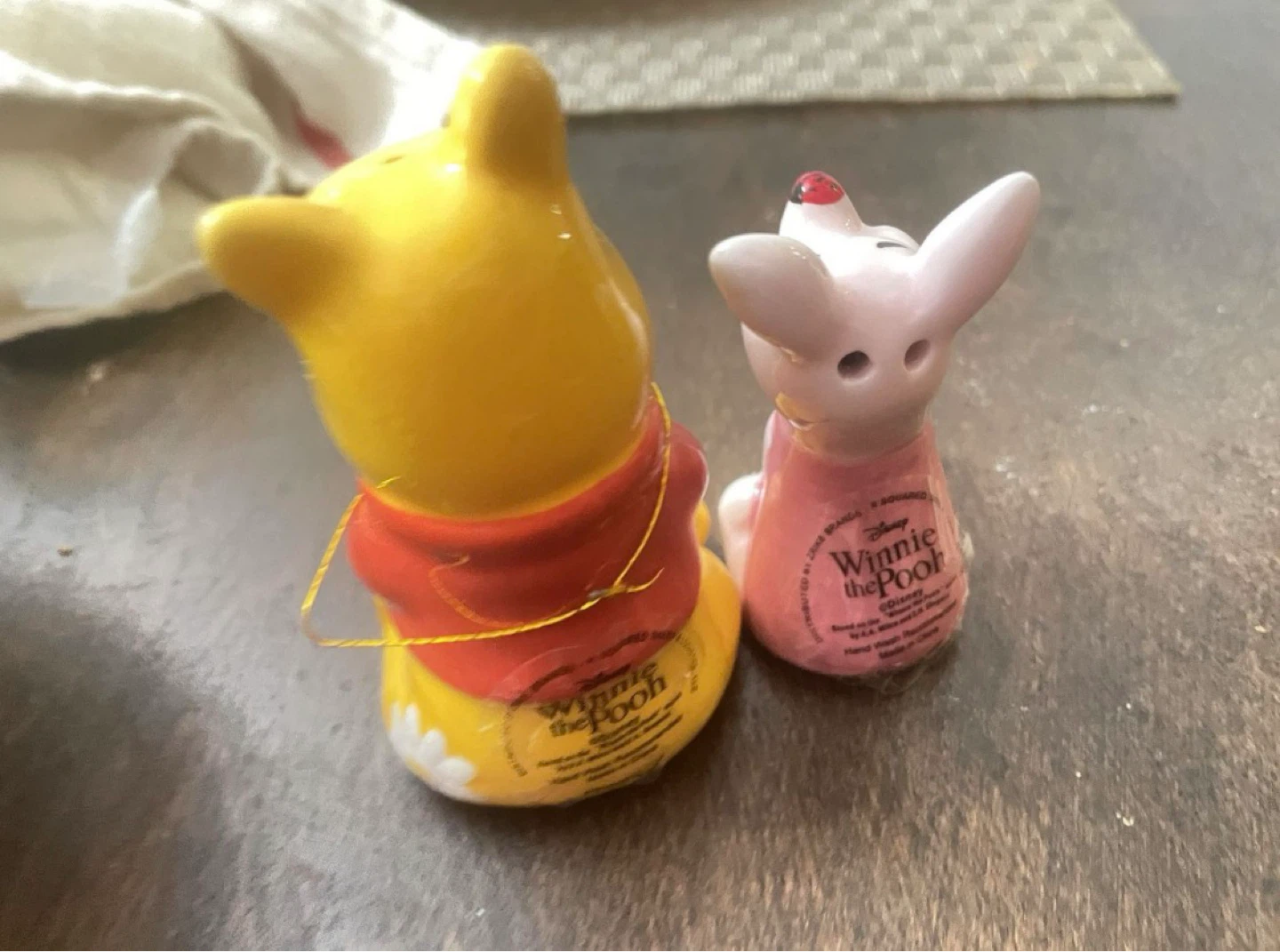 Winnie the Pooh & Piglet Salt and Pepper Shakers ⚽ - photo 3