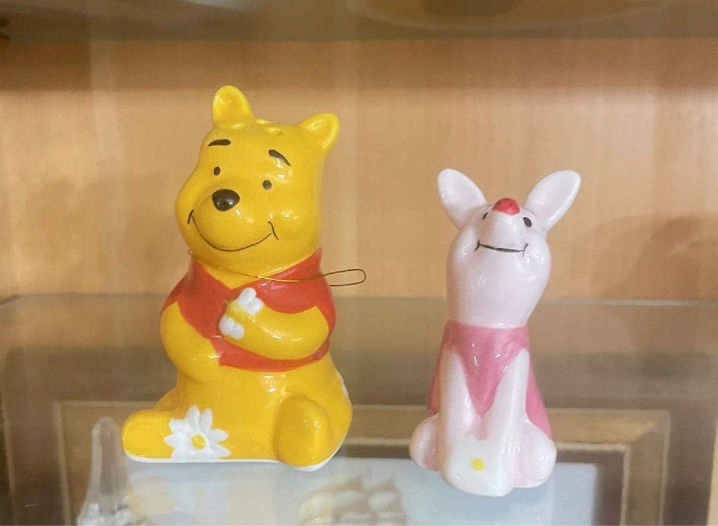 Winnie the Pooh & Piglet Salt and Pepper Shakers ⚽
