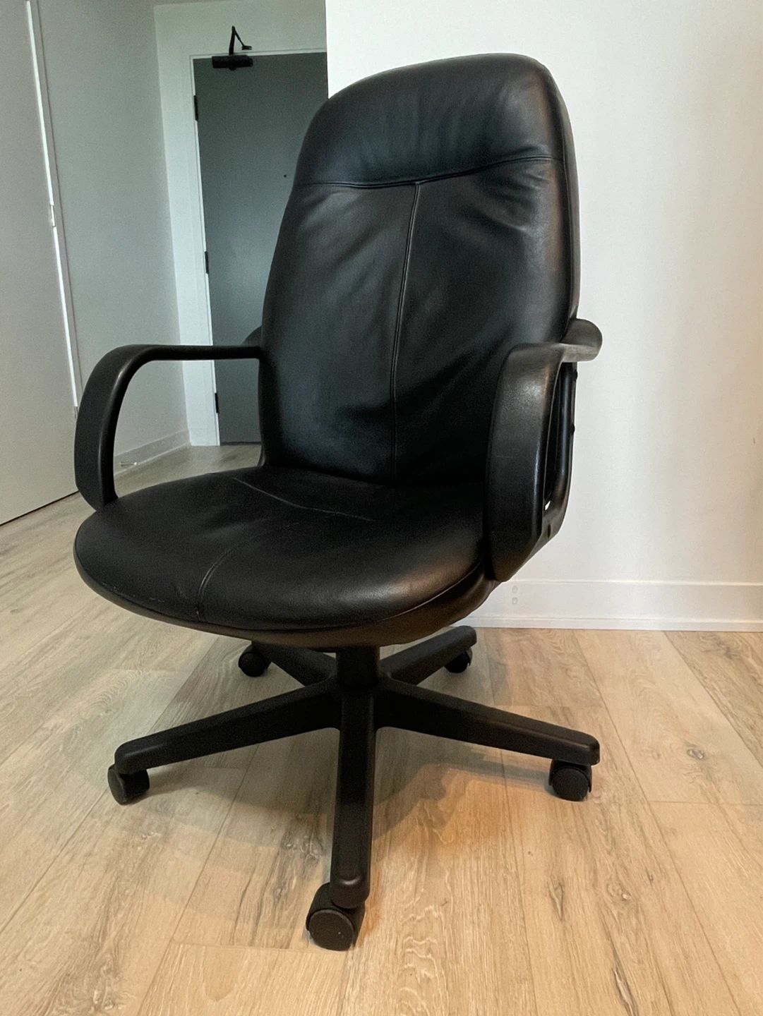 Black Leather Office Chair