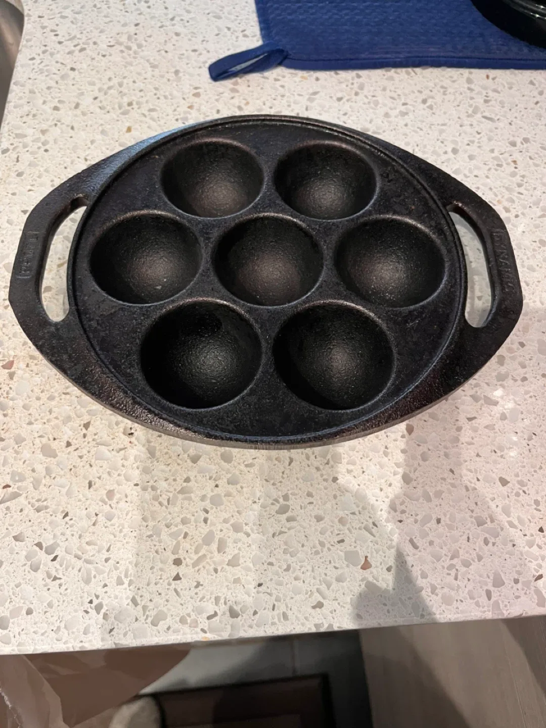 Cast Iron 7-Cup Appam Pan