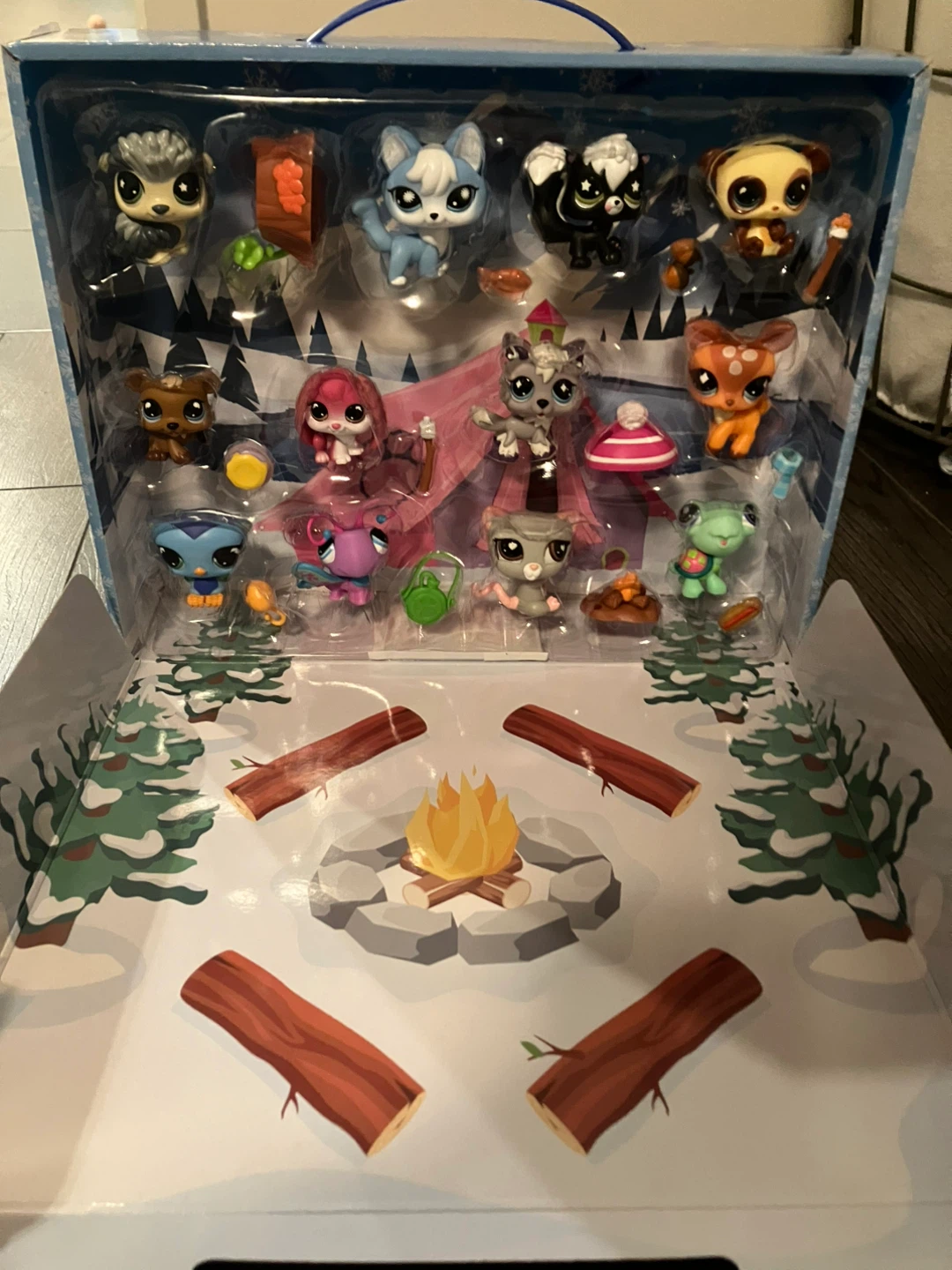 Littlest Pet Shop Winter Camping Set - photo 2