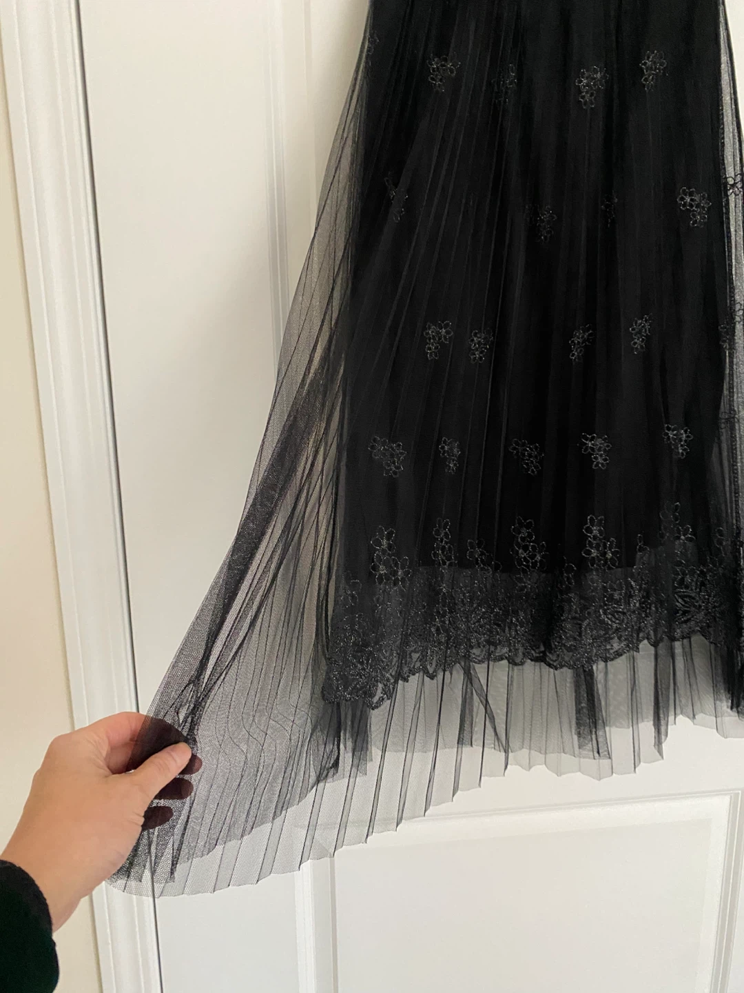 Black Tulle Skirt with Floral Embroidery ⚽️ - photo 2