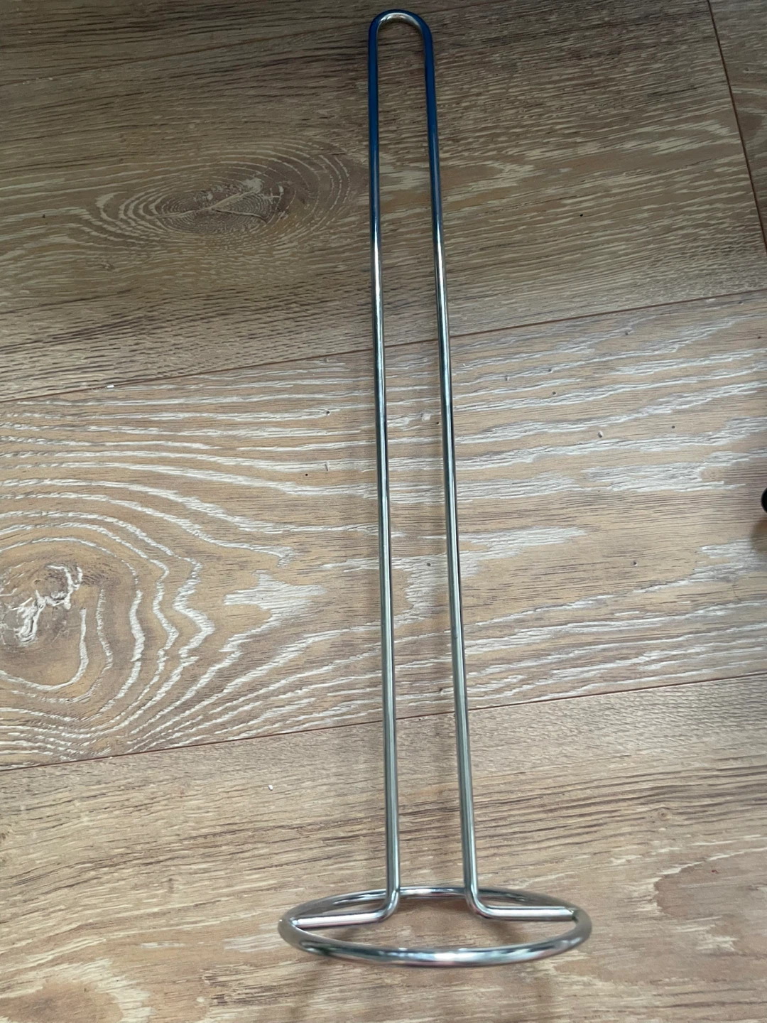 Silver Metal TP Holder ⚽️