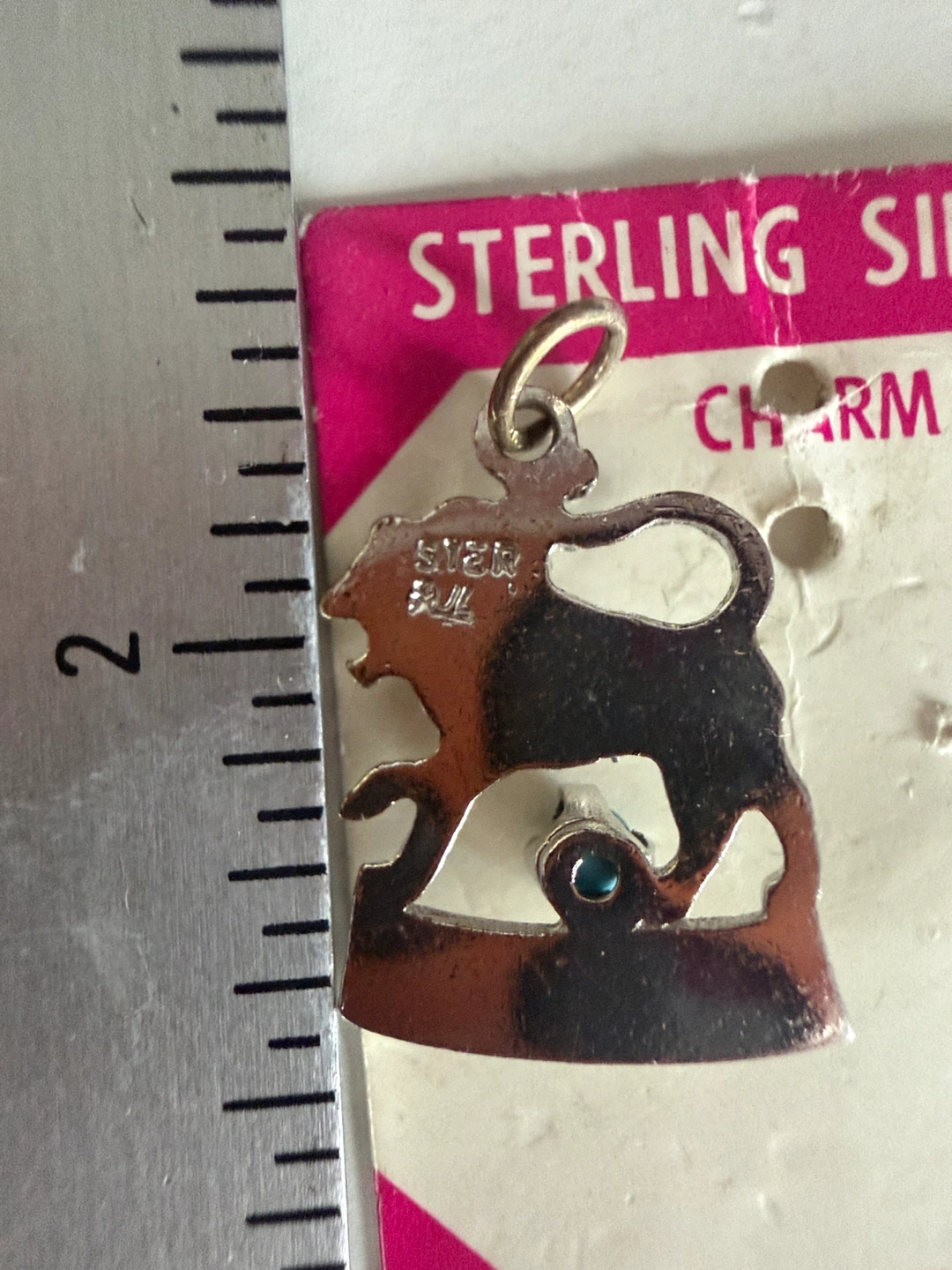 Sterling Silver Leo Charm - photo 2