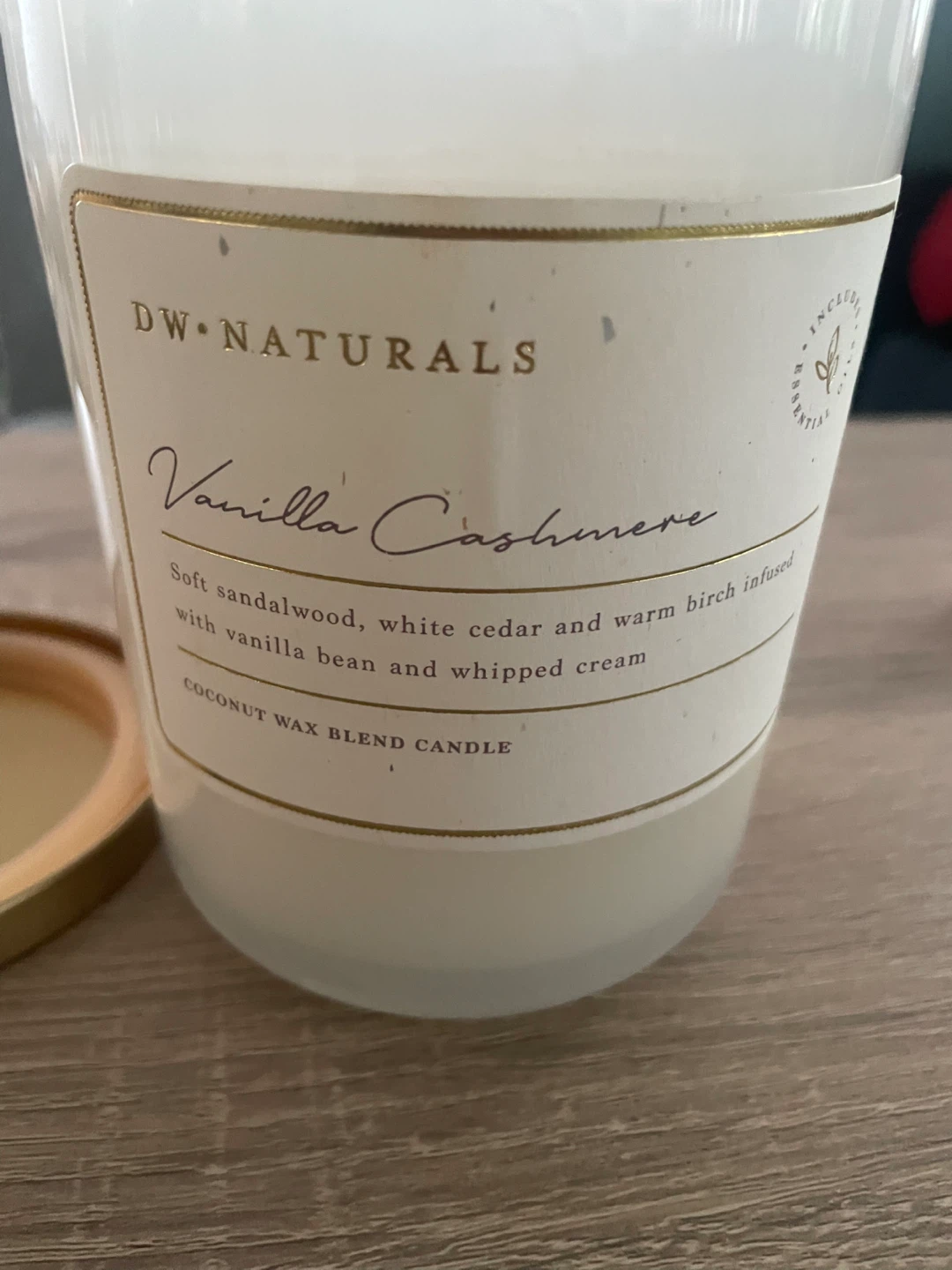 ⚽️DW Naturals Vanilla Cashmere Coconut Wax Blend Candle