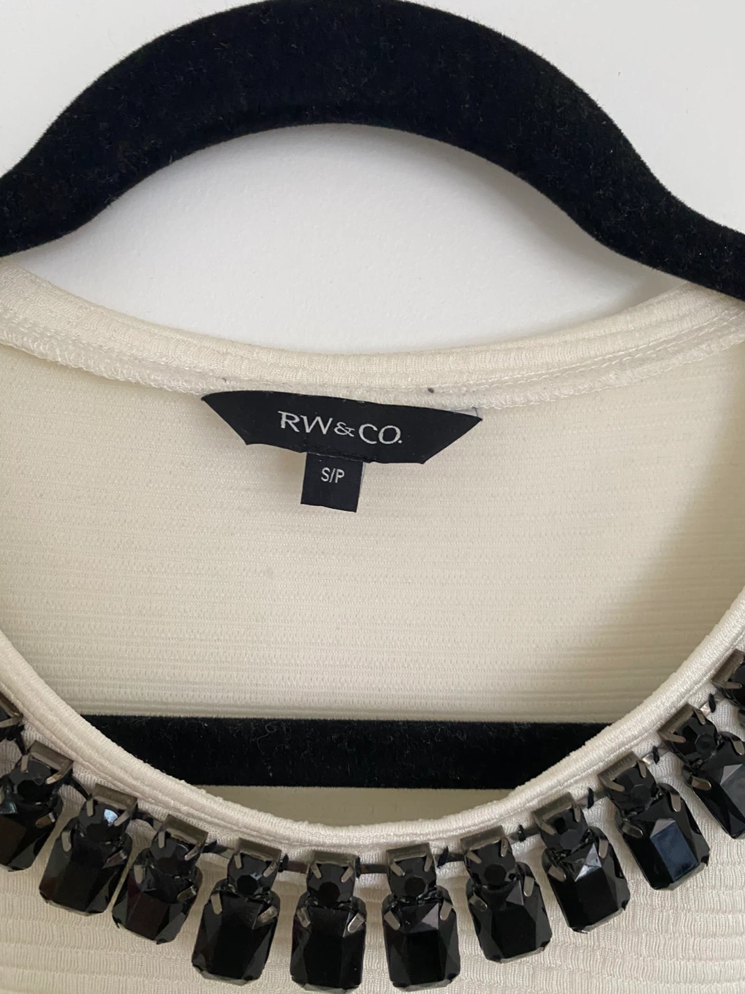 RW & CO. Embellished Cream Top ⚽️ - photo 2