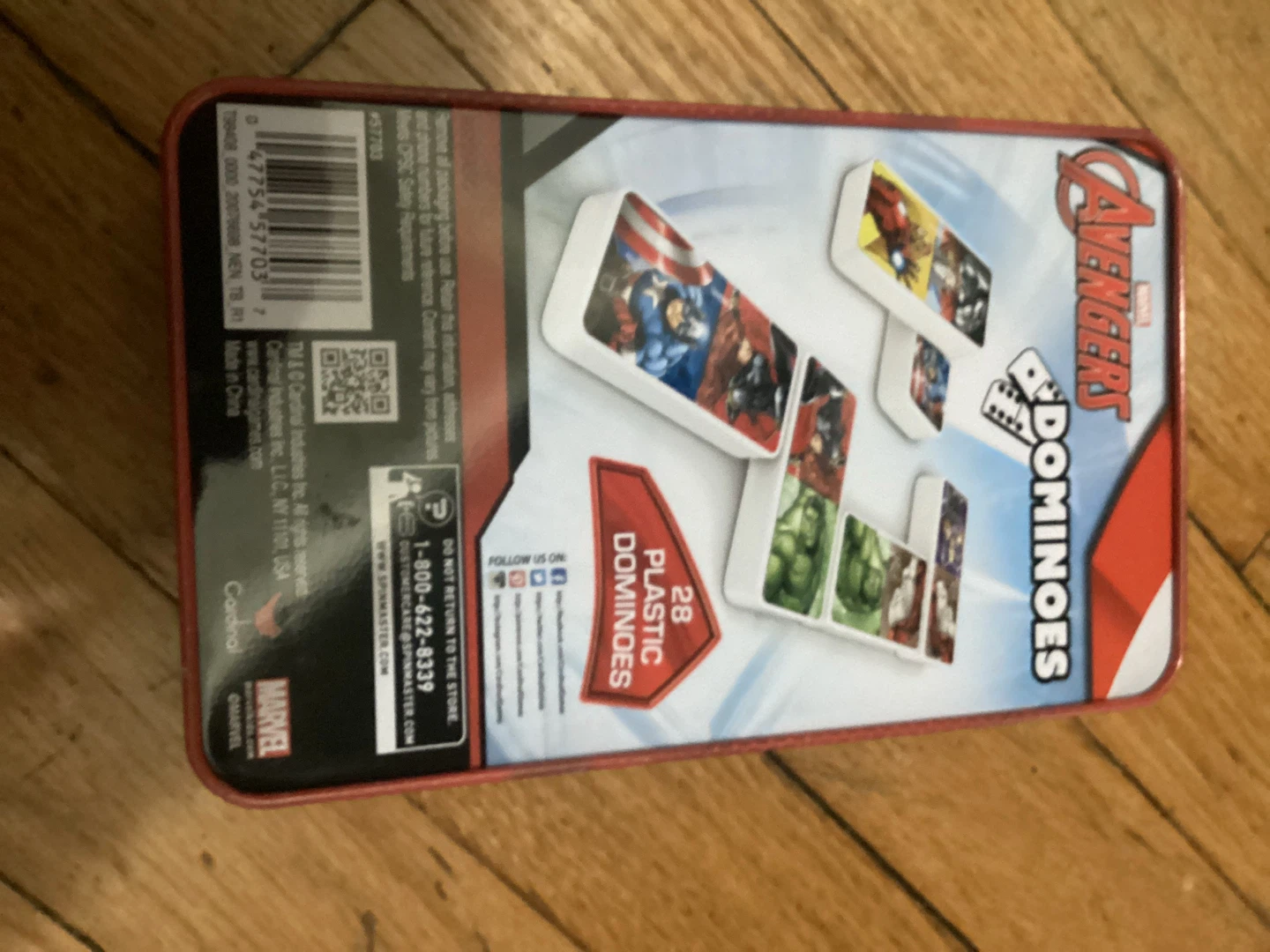 ⚽️Marvel Avengers 28 Plastic Dominoes Tin Set - photo 2