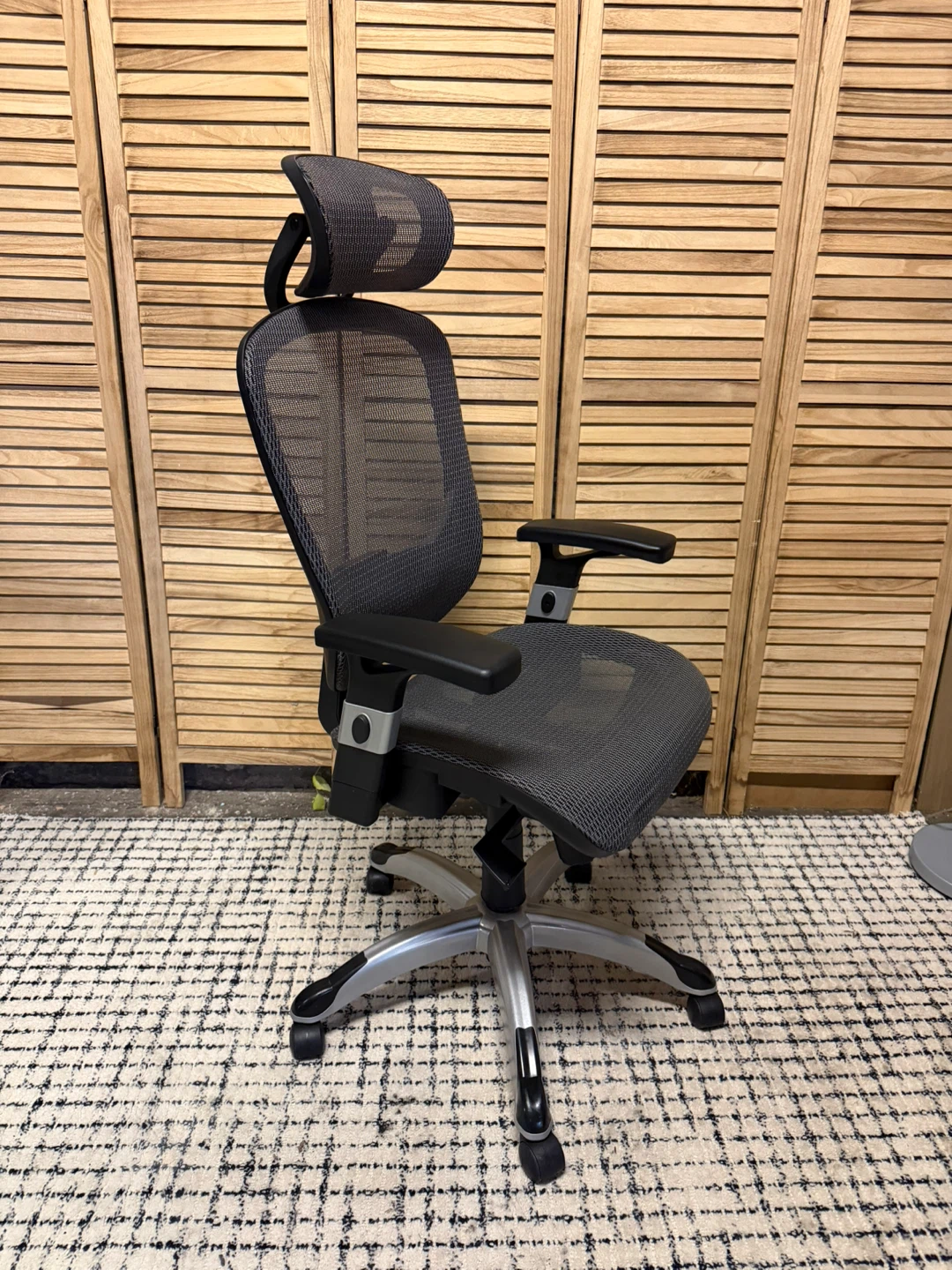 Ergonomic Office Chair - photo 2