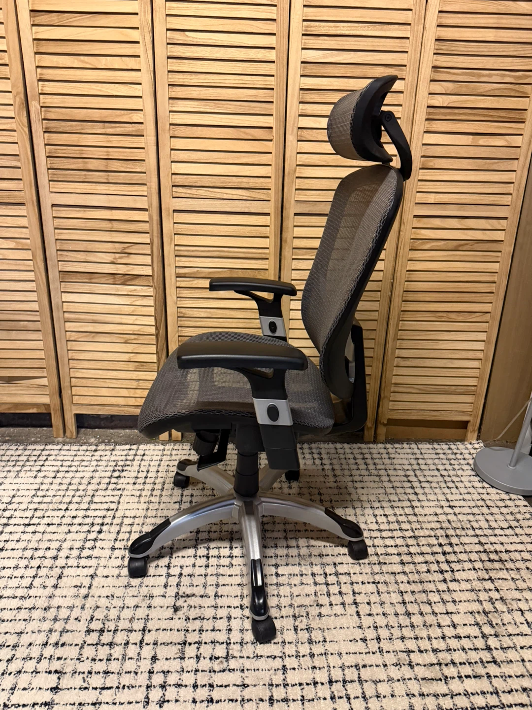 Ergonomic Office Chair - photo 3
