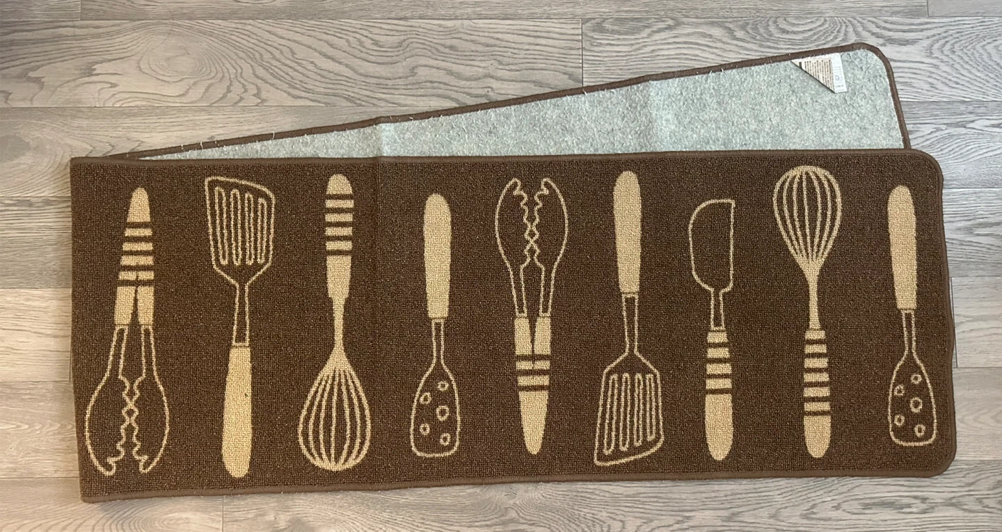 ⚽️ Washable Kitchen Rug