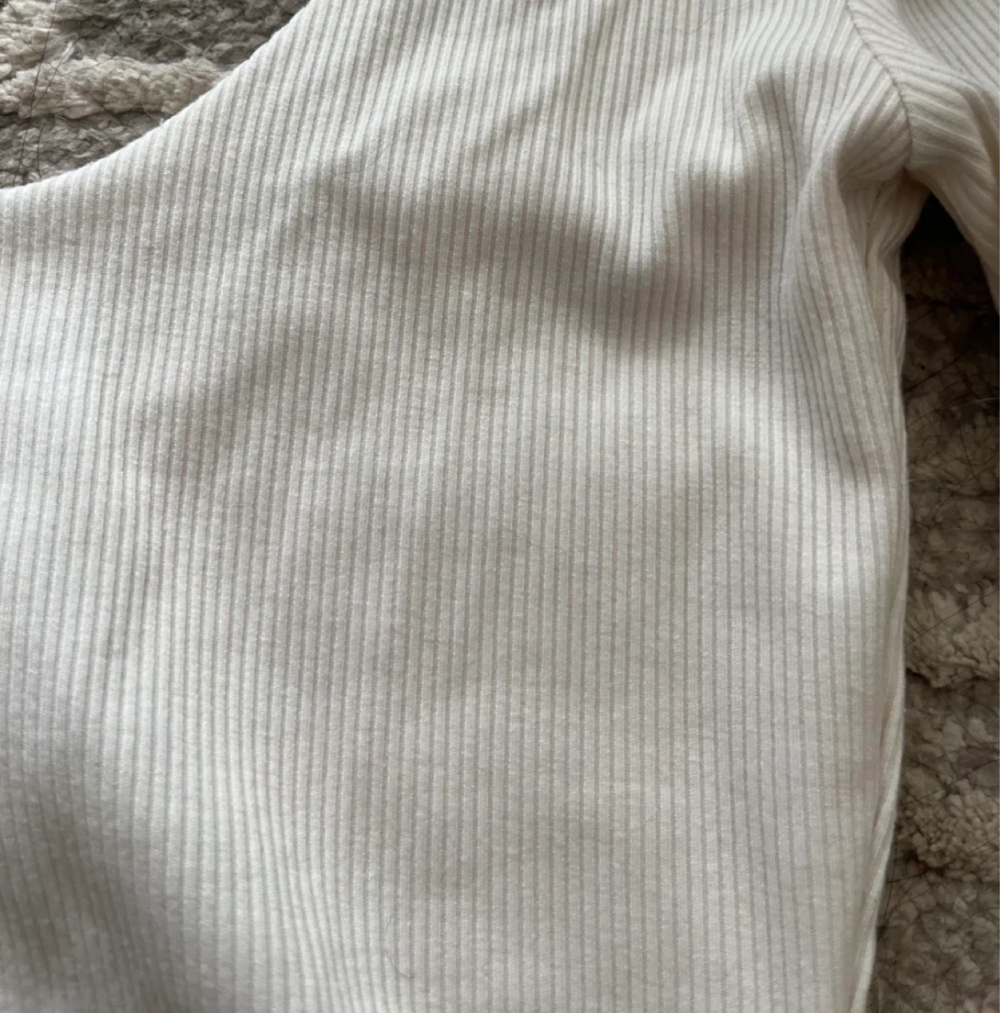 H&M White Ribbed Mid Sleeve Bodysuit - photo 2