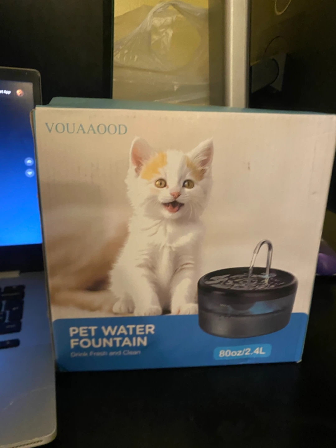 VOUAAOOD Pet Water Fountain