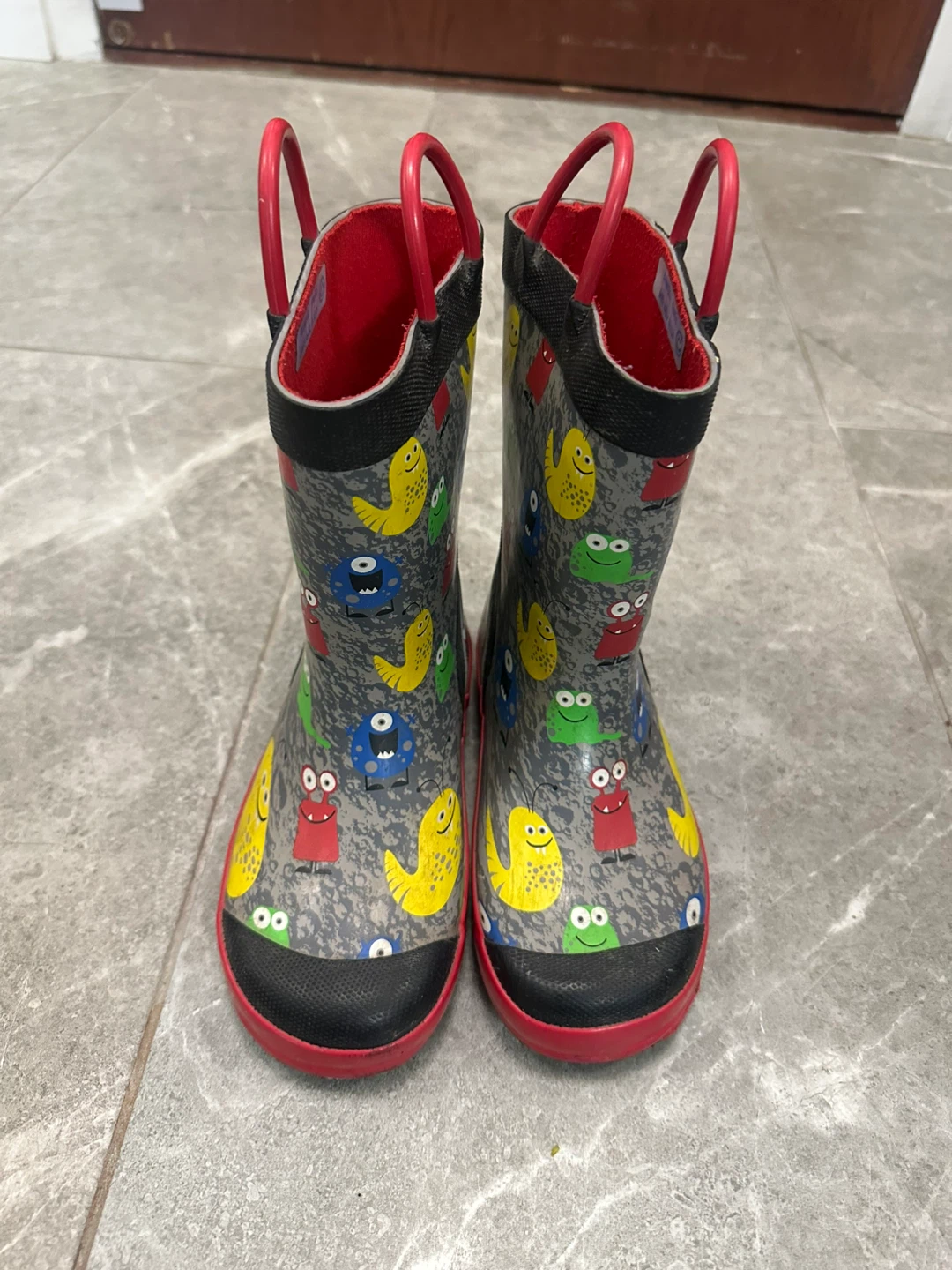 ⚽️ Kids Kamik Rainboots (Size 11)