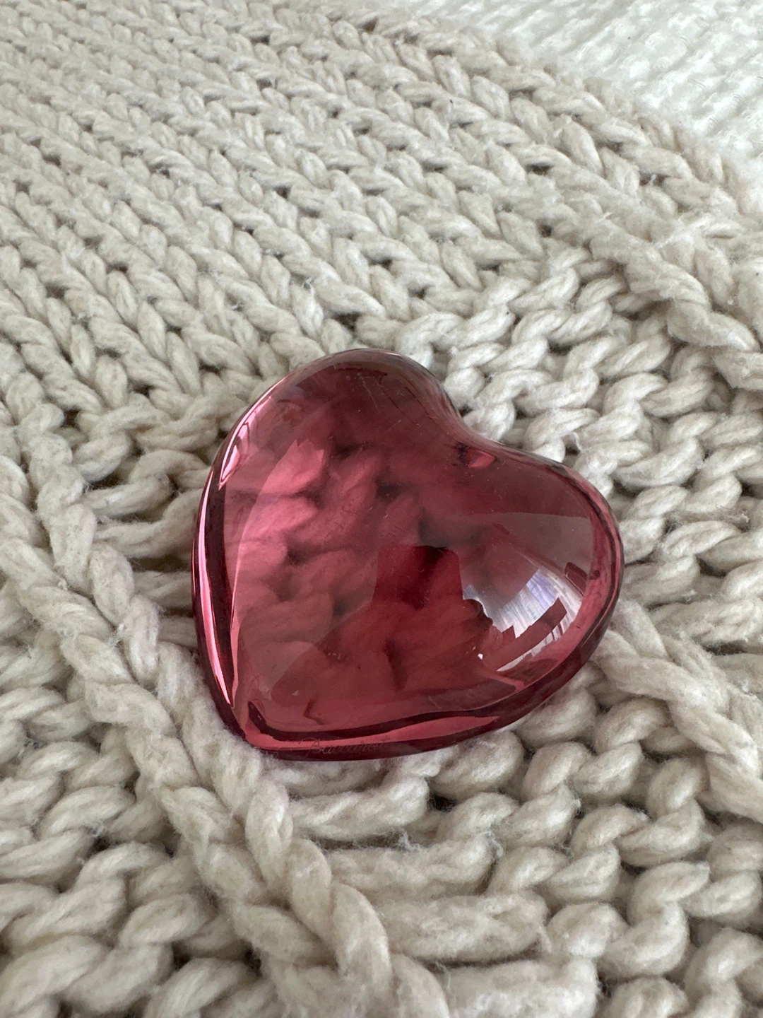 Baccarat Pink Glass Heart Paperweight ⚽️ - photo 2
