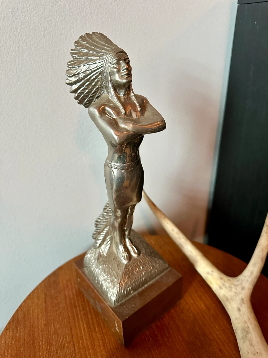 VINTAGE MID CENTURY MODERN NATIVE CHIEF CHROME STATUE MCM - photo 4