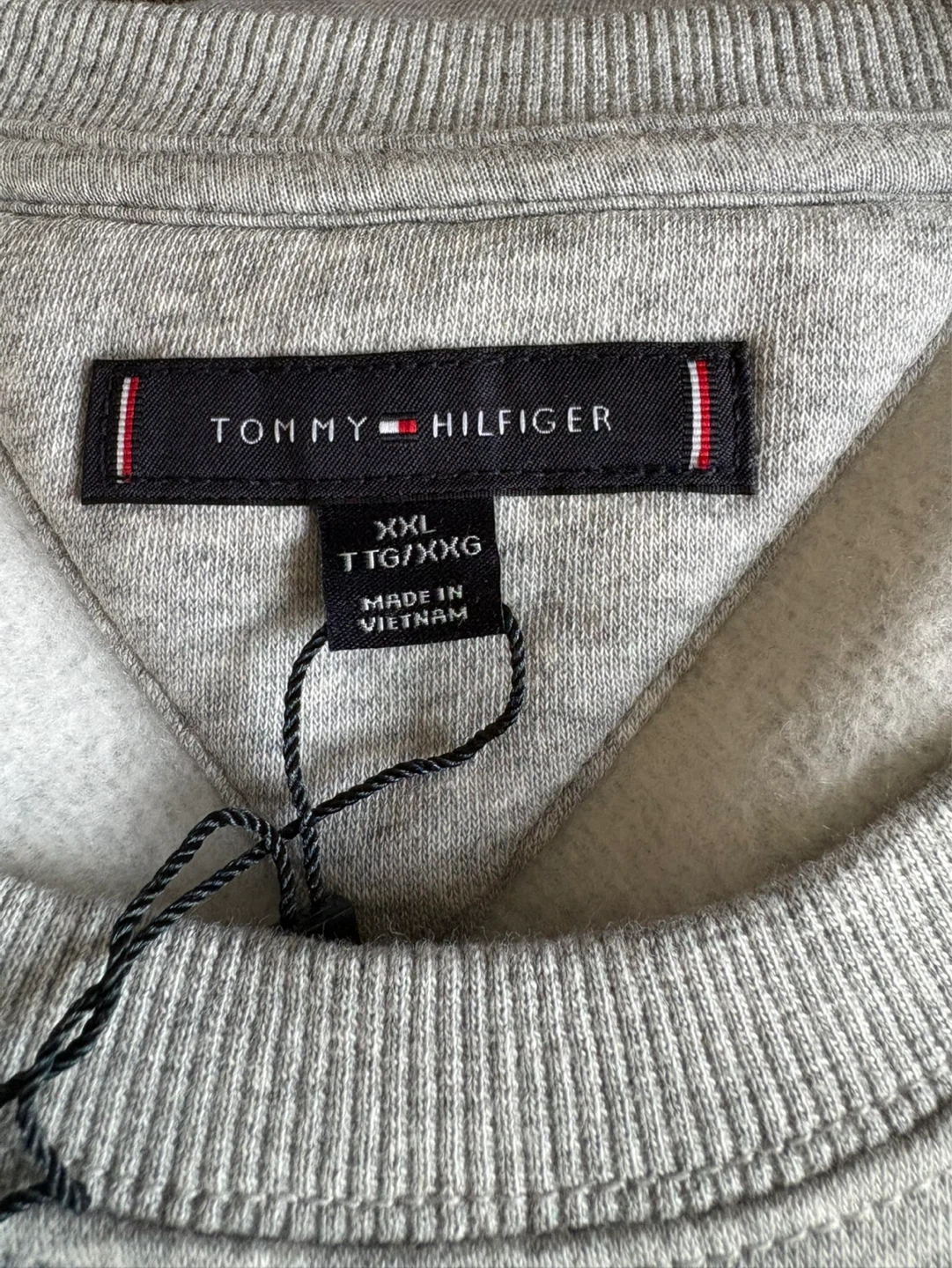 Tommy Hilfiger Men's Crewneck Sweatshirt ⚽ - photo 2