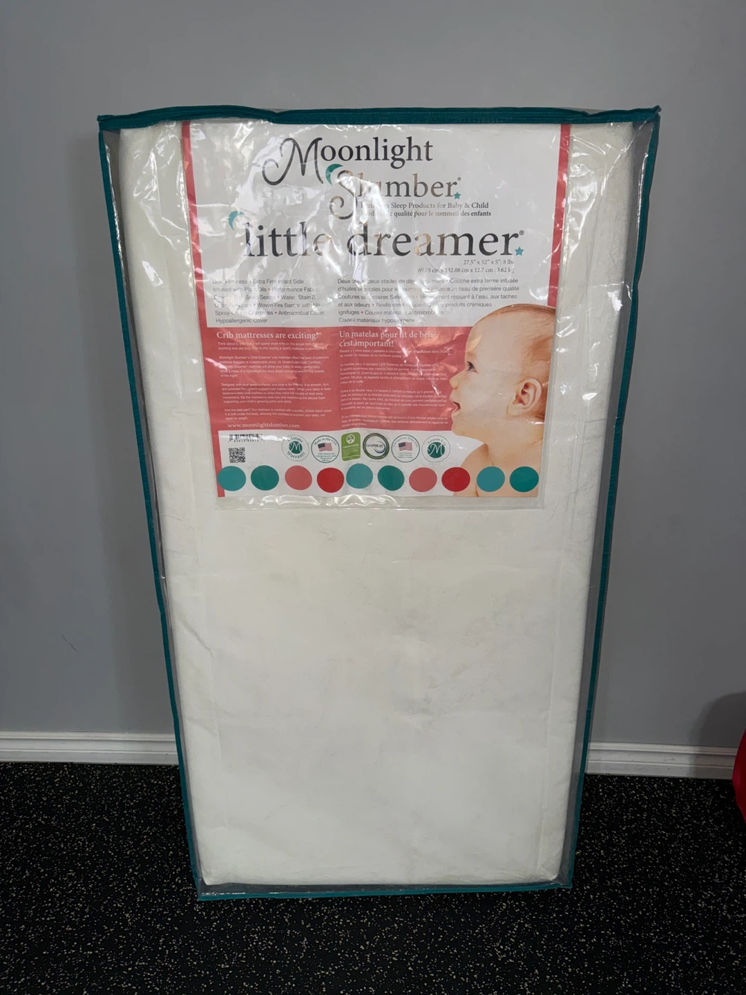 Premium Wood Crib with Little Dreamer Mattress - photo 2