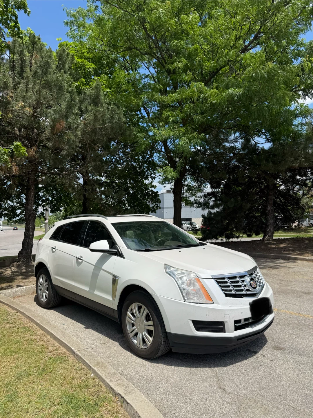 2016 Cadillac Luxury Collection - photo 2