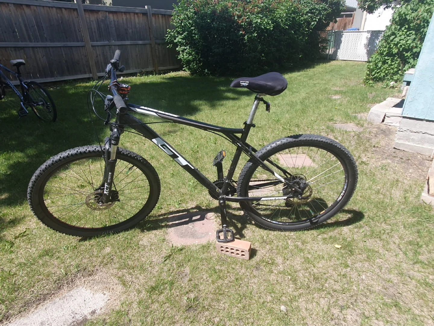 GT Aggressor Comp Mountain Bike size L