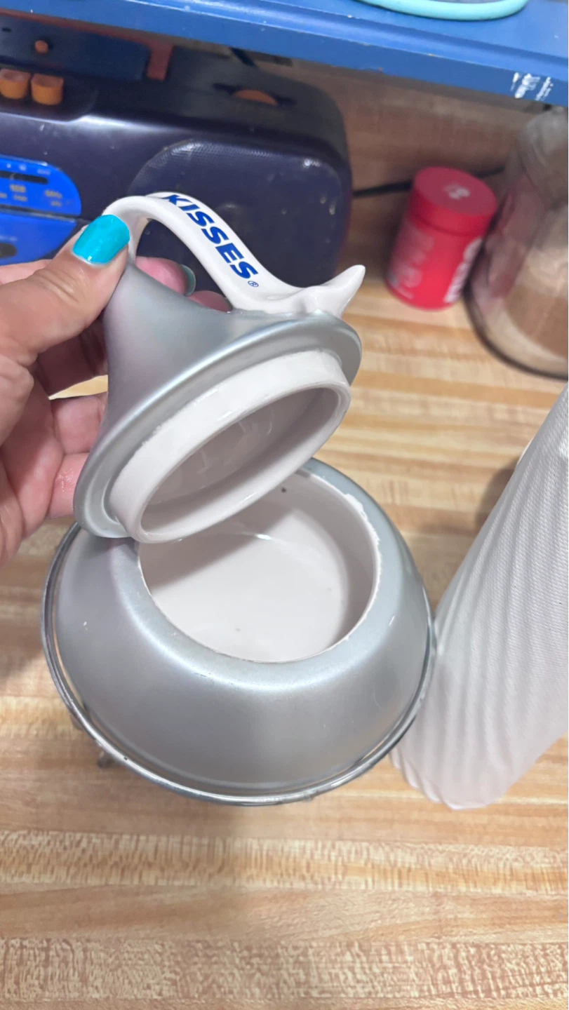 ⚽ Hershey's Kisses Fondue Pot with Fondue Forks - photo 4