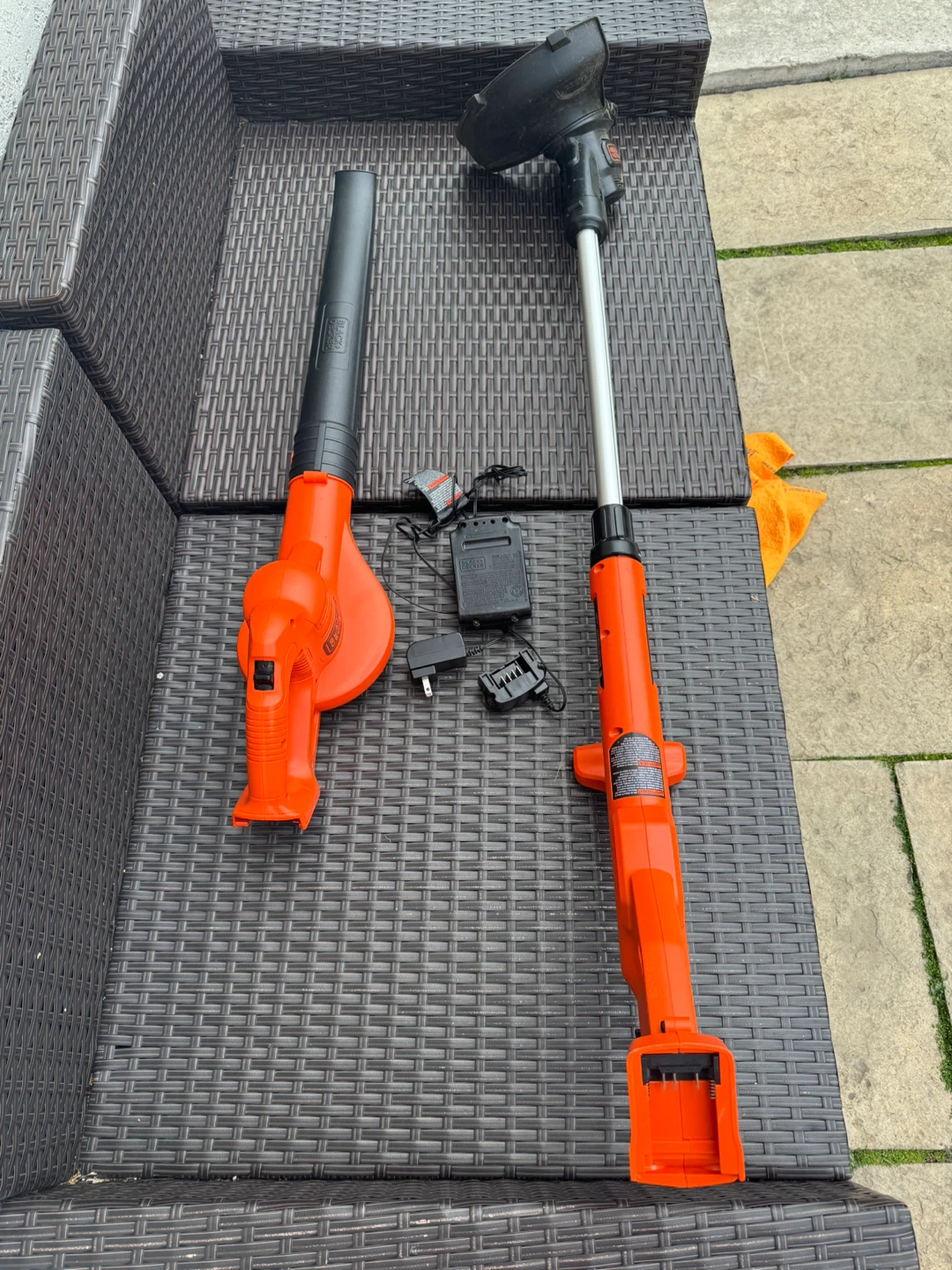 Black+Decker Cordless Leaf Blower and Trimmer Set