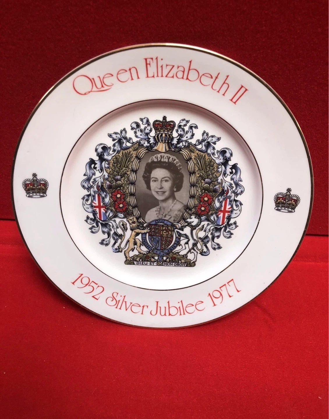⚽️Queen Elizabeth II 1952-1977 Silver Jubilee plate