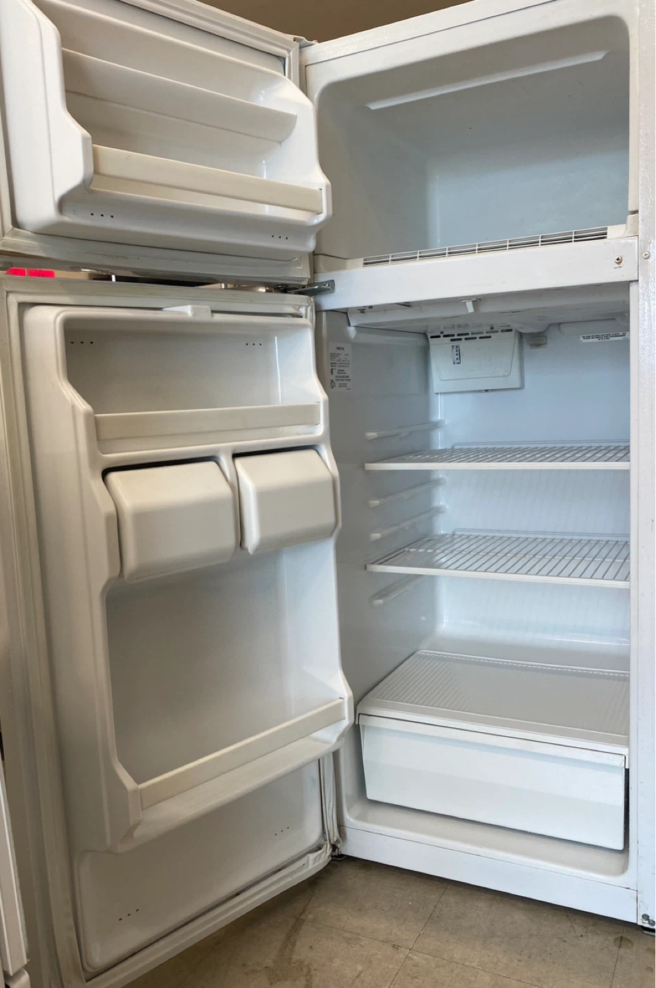 Compact Midsize Fridge - photo 2