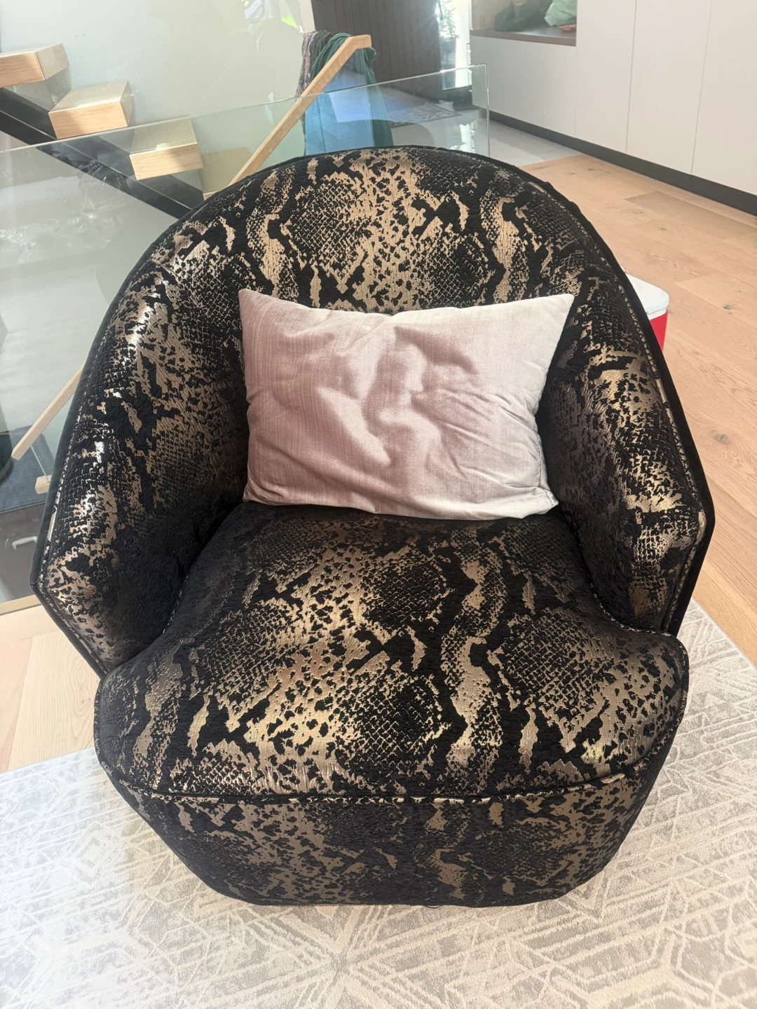 Black and Gold Accent Chair - photo 3