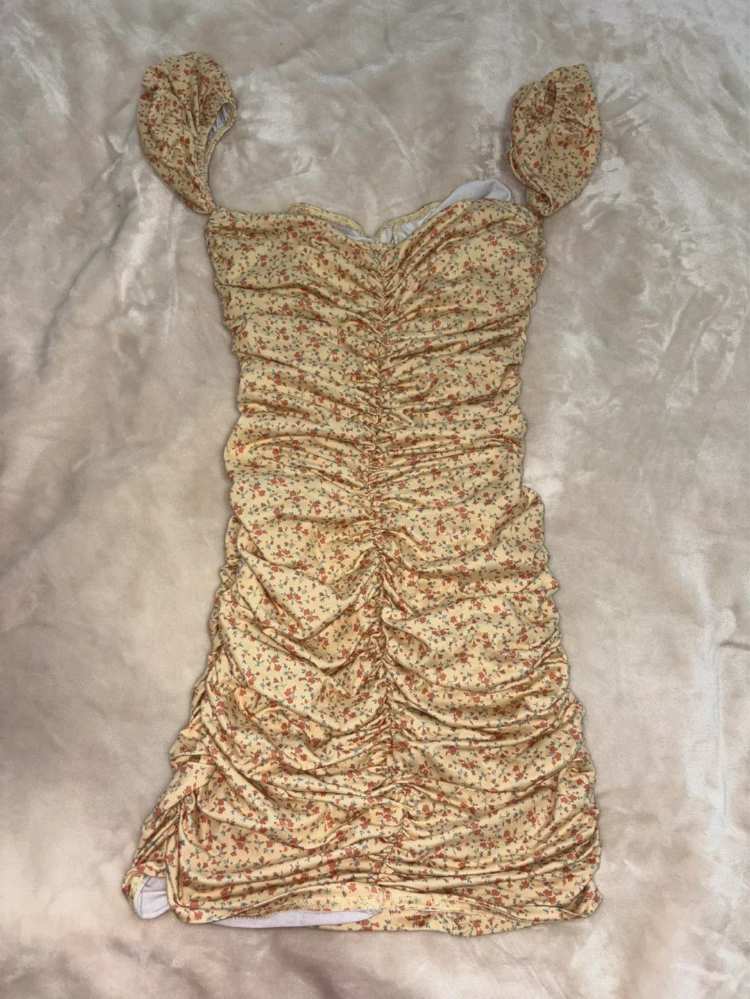 Ruched Floral Mini Dress - photo 2