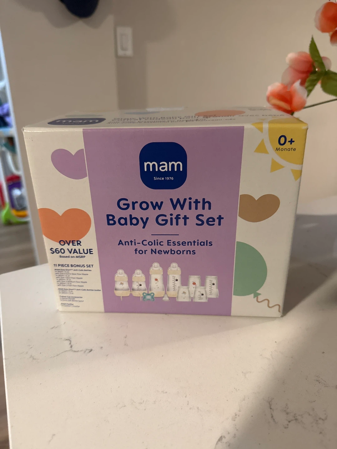 MAM Grow With Baby Gift Set - Anti-Colic Essentials for Newborns